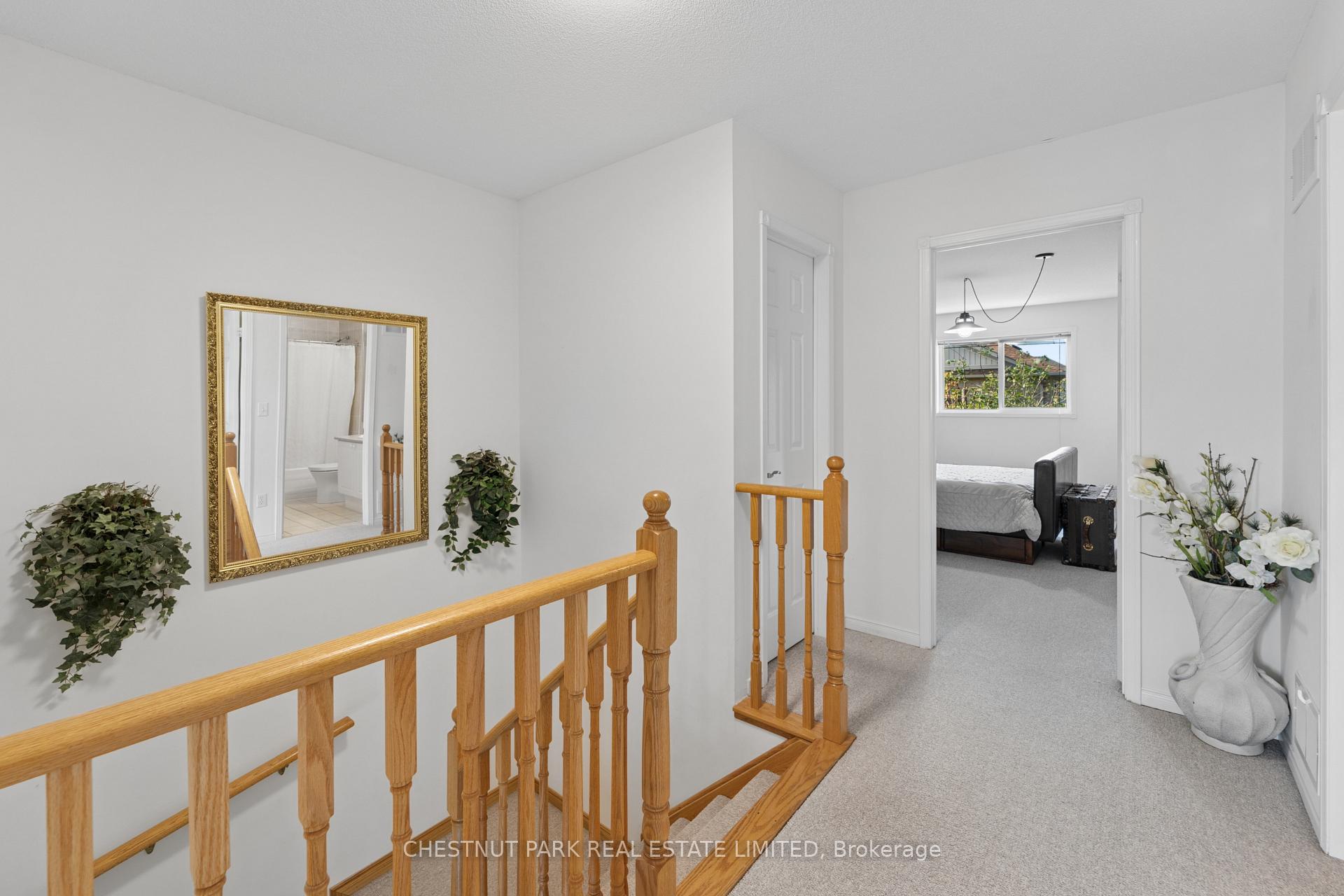 Photo 18 of 52 Bexley Crescent, Whitby, Brooklin — HOMEH