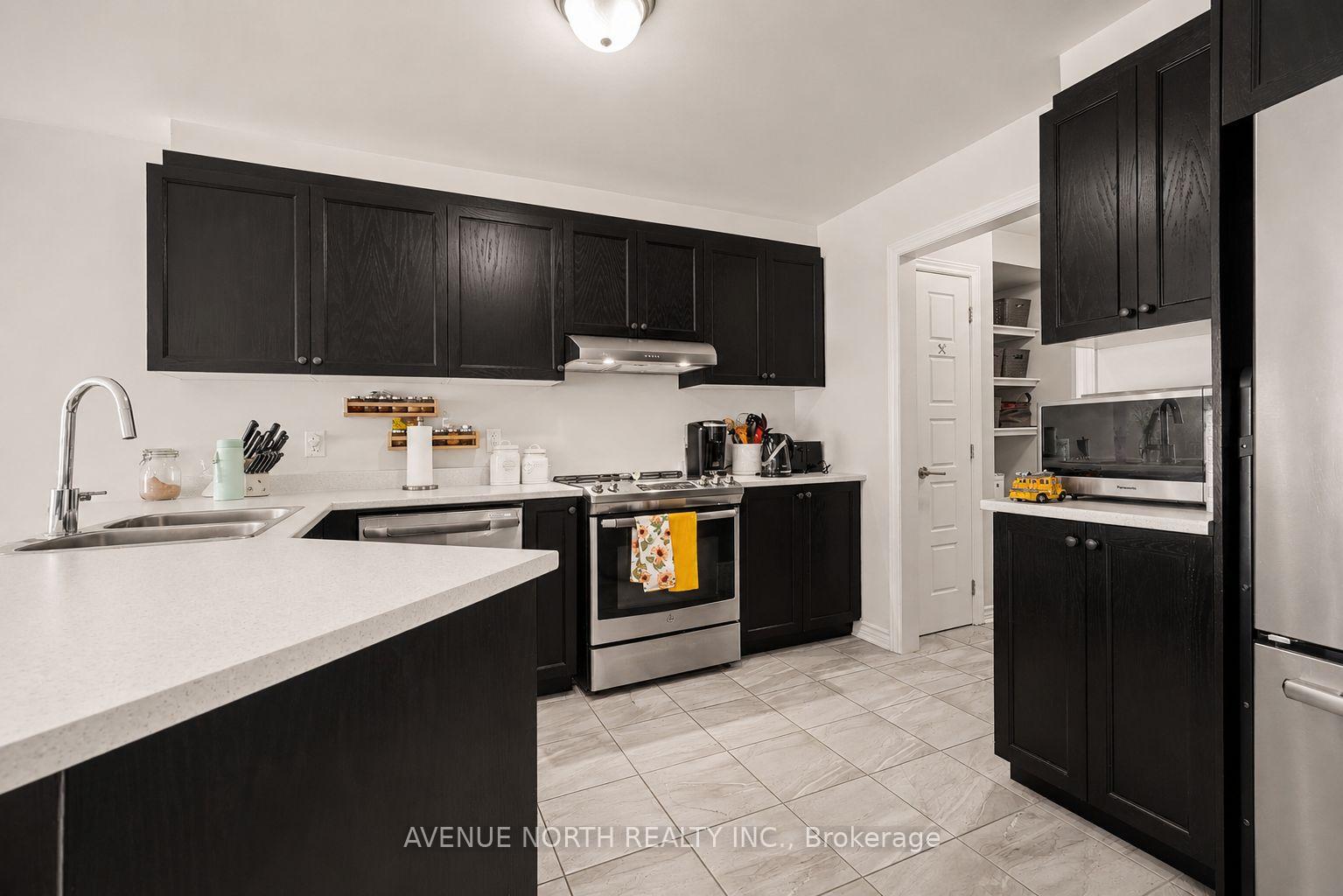 Photo 14 of 516 Arum Terrace, Ottawa, Avalon West — HOMEH