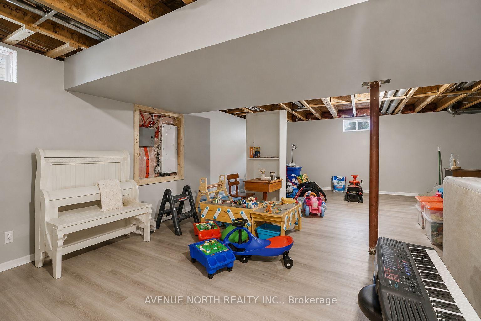 Photo 33 of 516 Arum Terrace, Ottawa, Avalon West — HOMEH