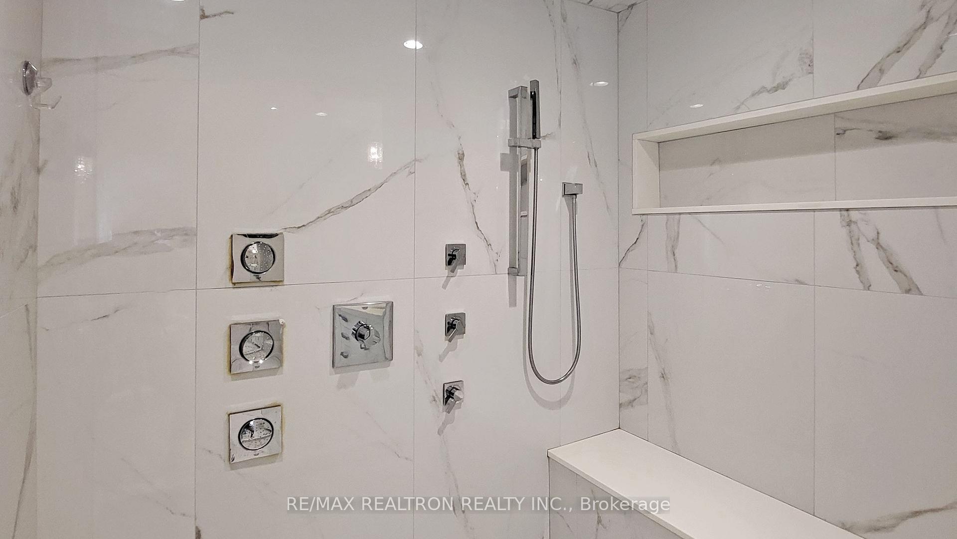 Photo 46 of 7 Albion Close, Markham, Thornhill — HOMEH