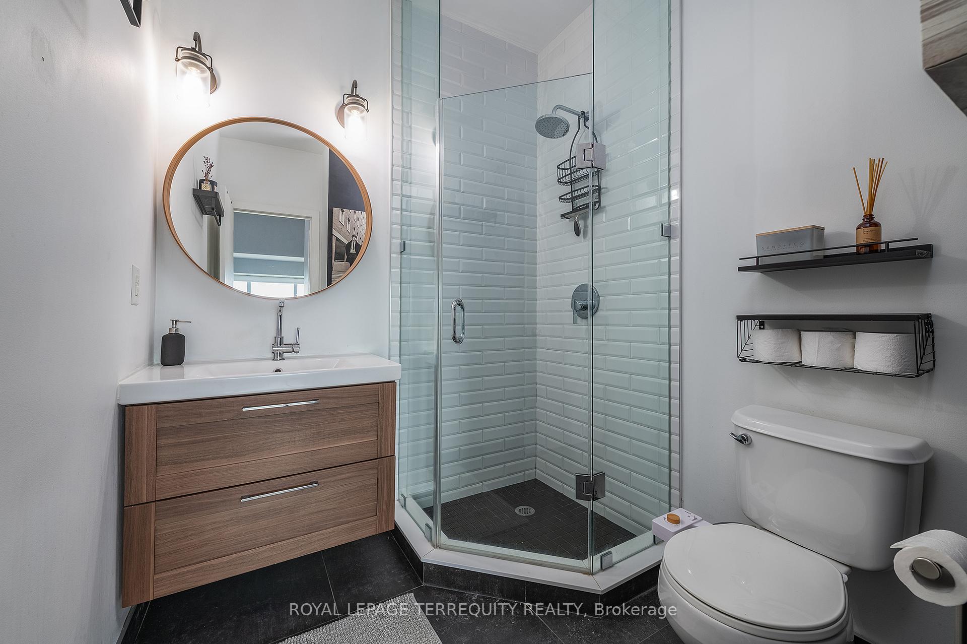 Photo 20 of Unit 707, 2 Fieldway Road, Etobicoke, Islington-City Centre West — HOMEH