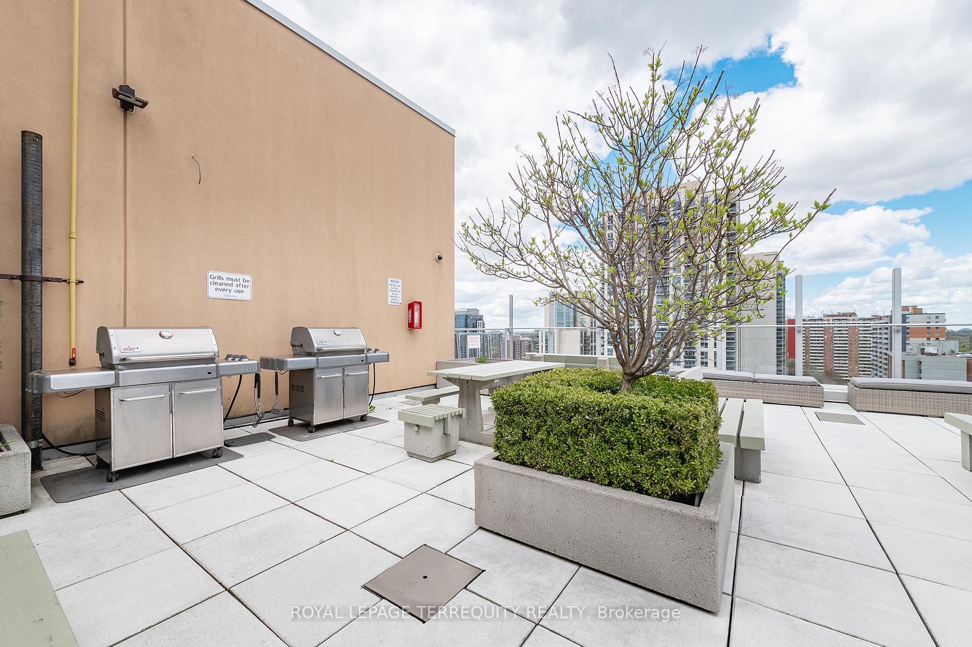 Photo 32 of Unit 707, 2 Fieldway Road, Etobicoke, Islington-City Centre West — HOMEH