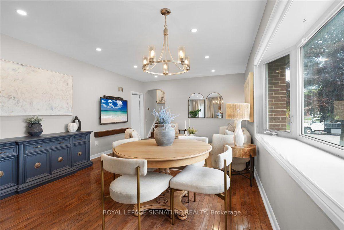 Photo 5 of 1 Westcroft Drive, Scarborough, West Hill — HOMEH