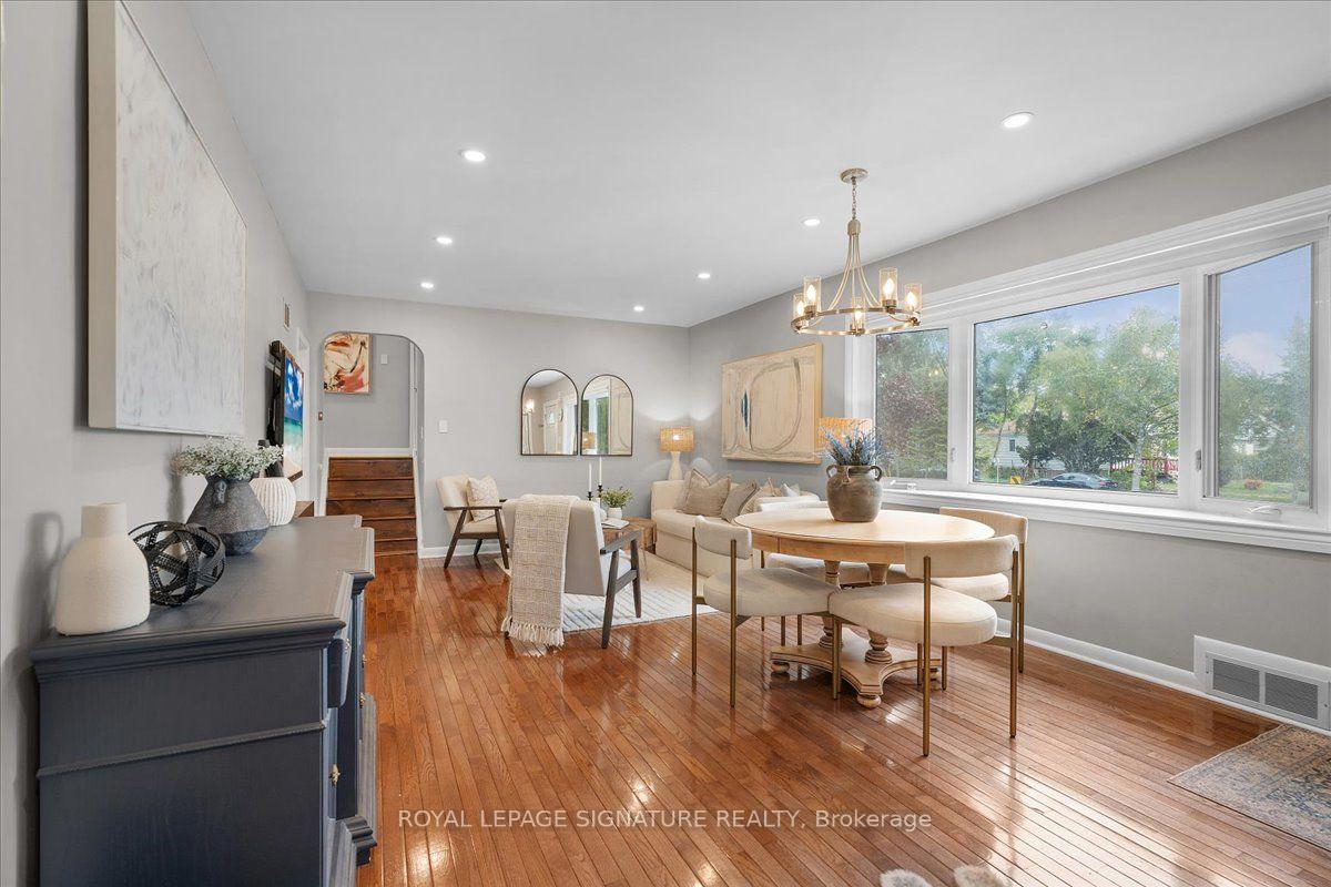 Photo 6 of 1 Westcroft Drive, Scarborough, West Hill — HOMEH