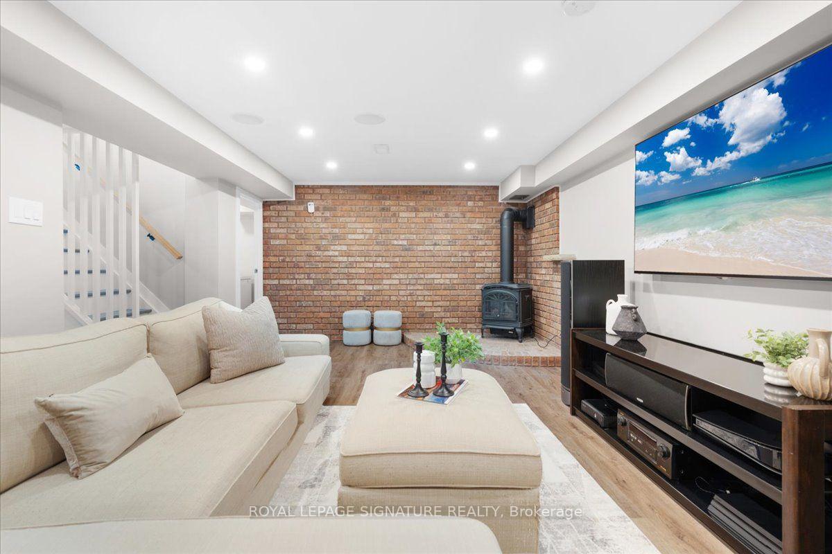 Photo 23 of 1 Westcroft Drive, Scarborough, West Hill — HOMEH