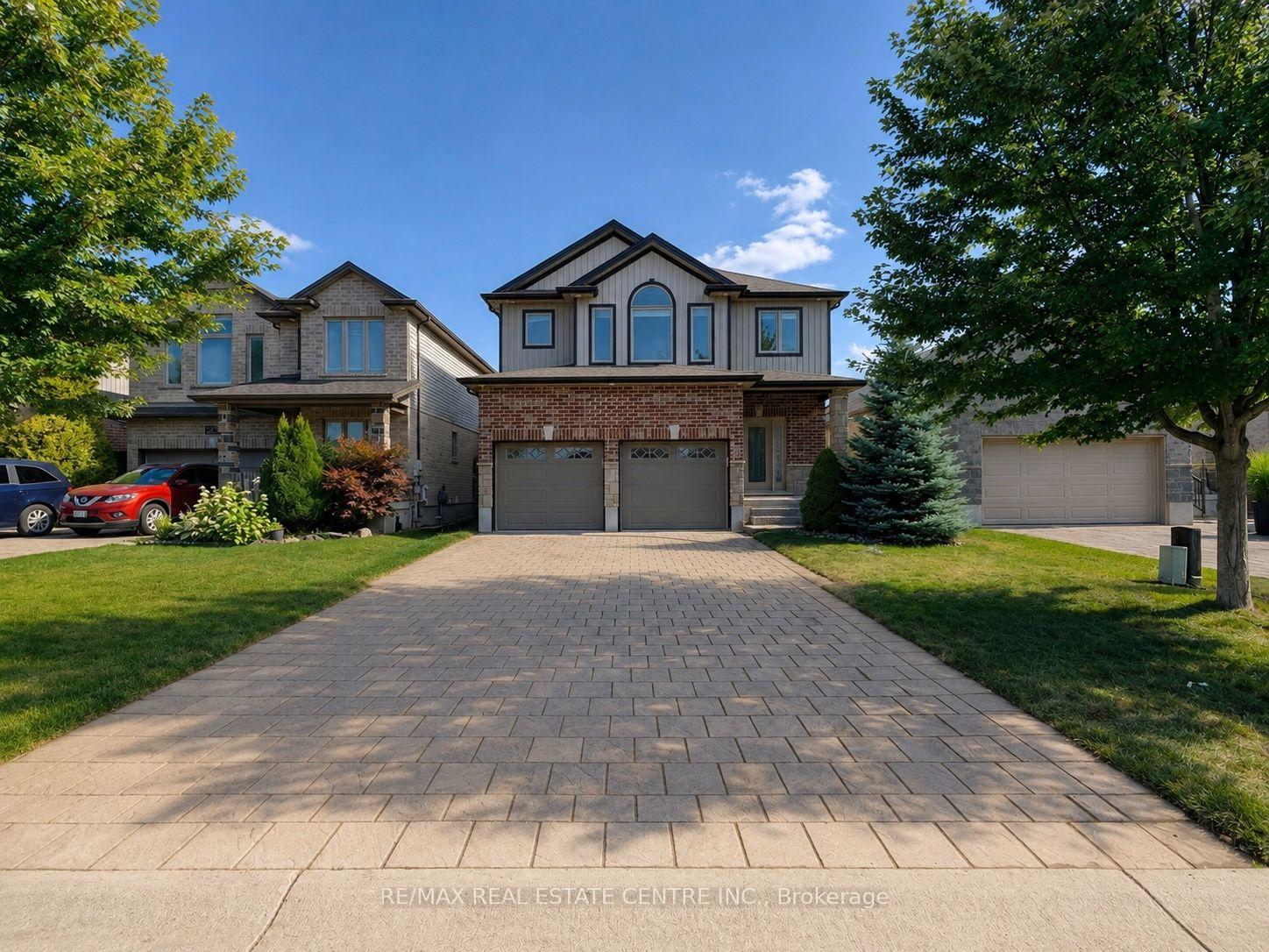 Photo 1 of 1029 Moy Crescent, London, North E — HOMEH