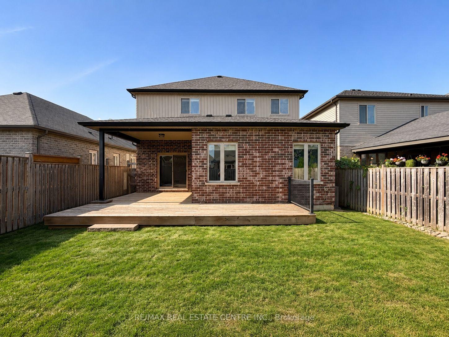 Photo 48 of 1029 Moy Crescent, London, North E — HOMEH