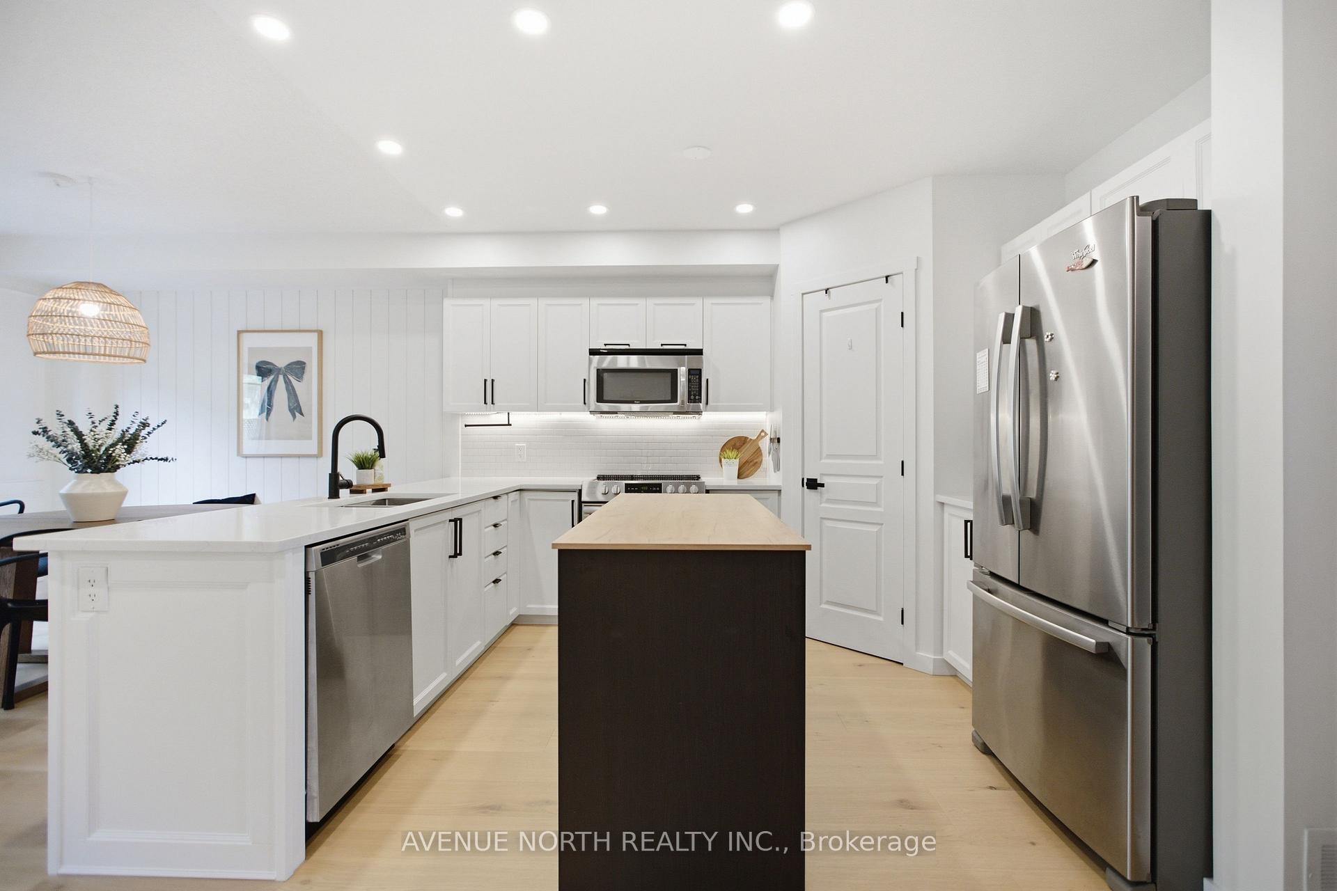 Photo 11 of 718 Percifor Way, Ottawa, Mer Bleue/Bradley Estates/Anderson Park — HOMEH