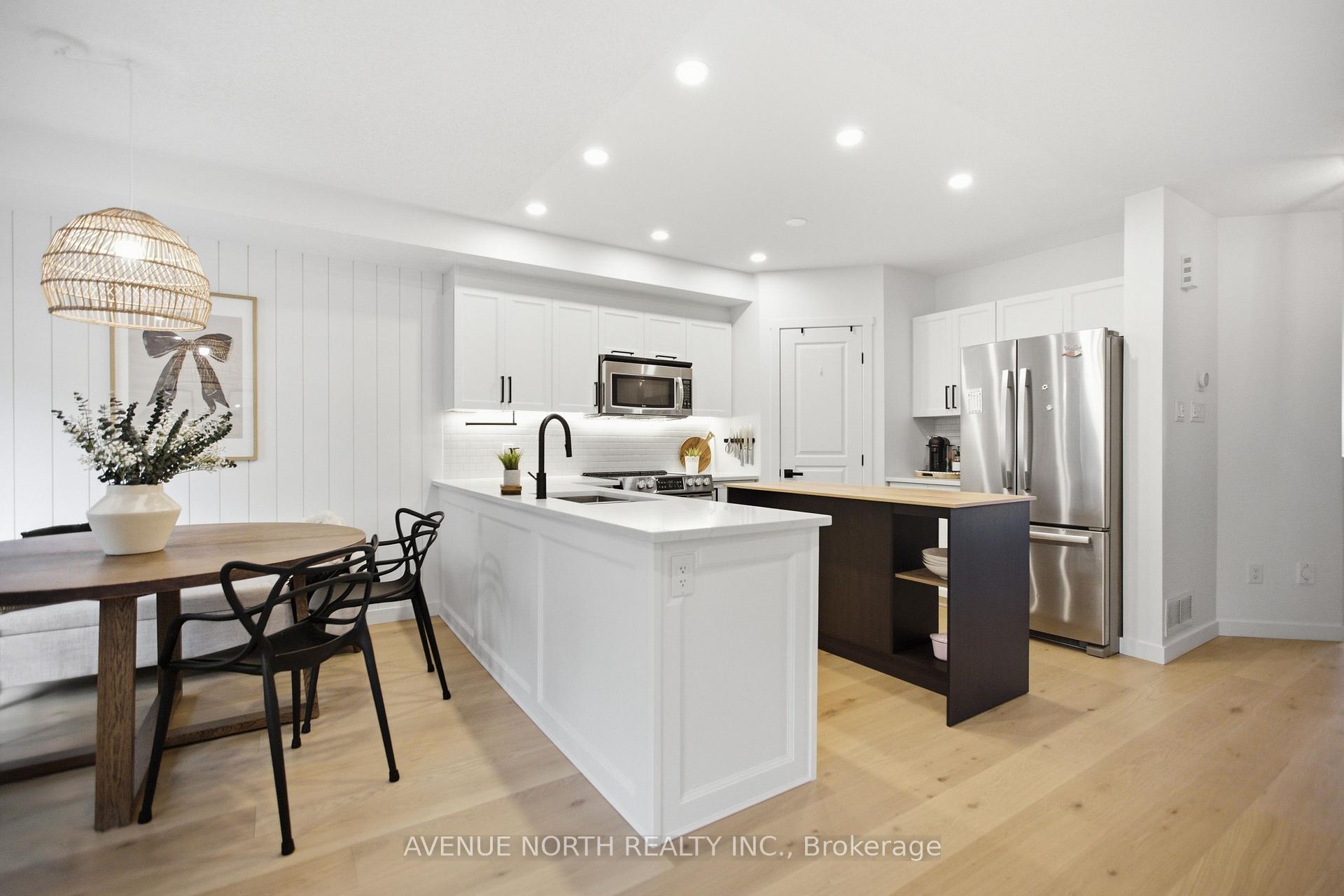 Photo 12 of 718 Percifor Way, Ottawa, Mer Bleue/Bradley Estates/Anderson Park — HOMEH