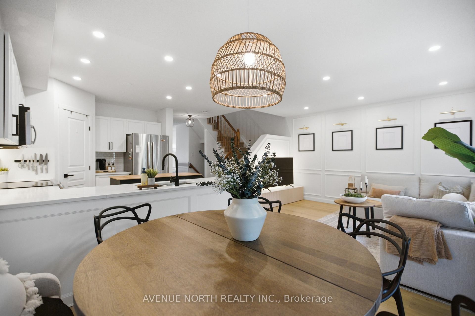 Photo 15 of 718 Percifor Way, Ottawa, Mer Bleue/Bradley Estates/Anderson Park — HOMEH
