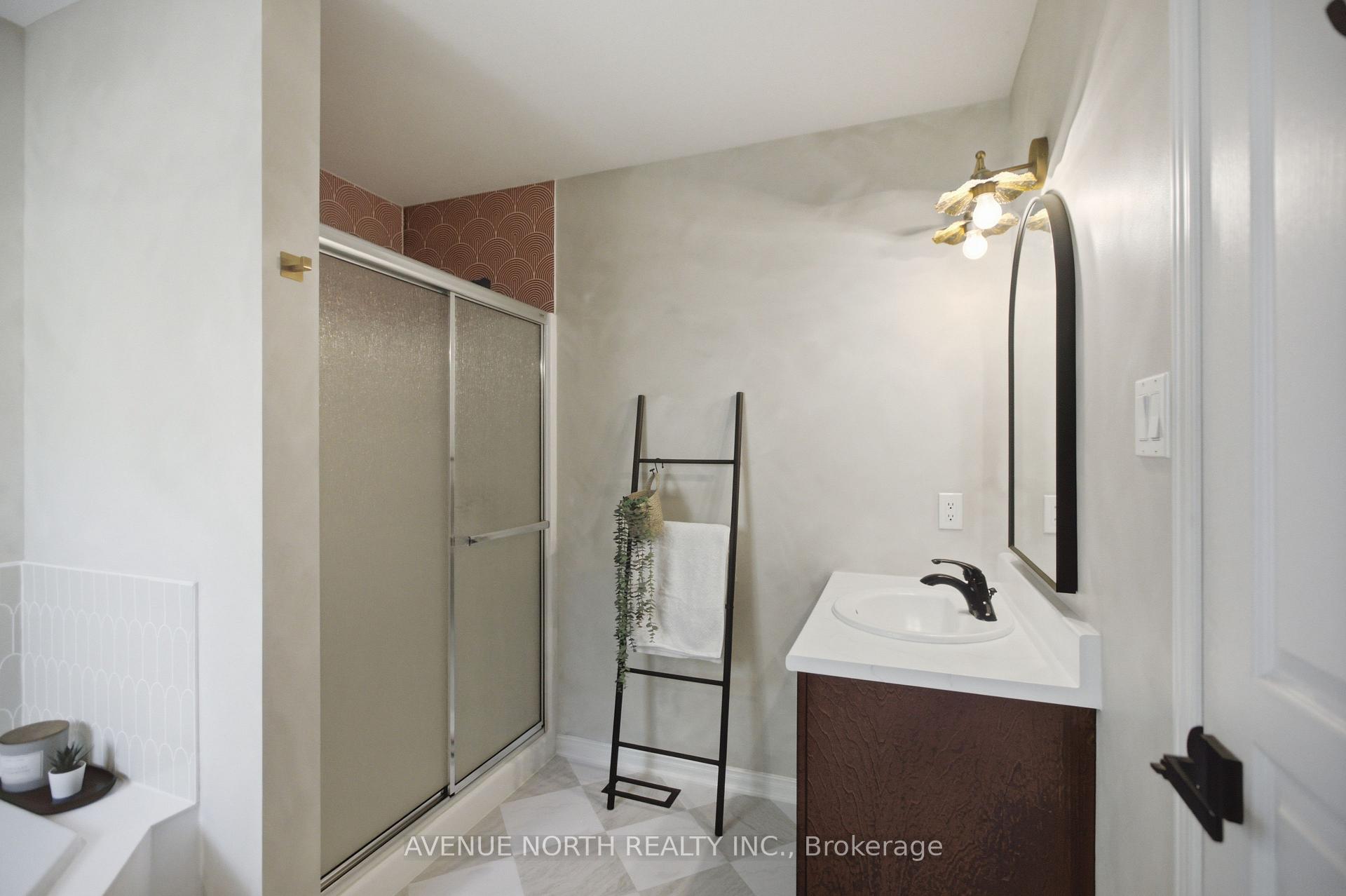 Photo 21 of 718 Percifor Way, Ottawa, Mer Bleue/Bradley Estates/Anderson Park — HOMEH