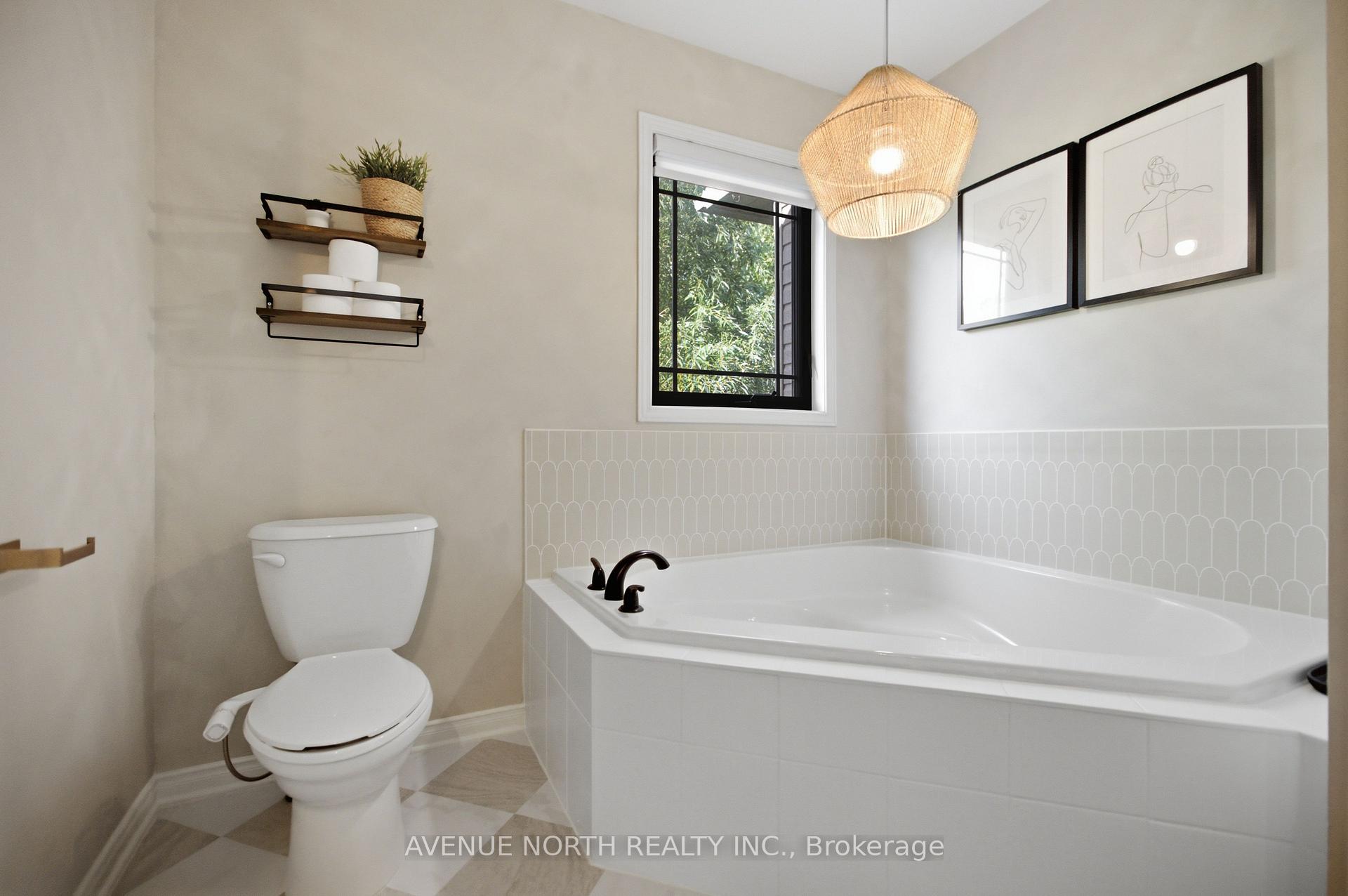 Photo 22 of 718 Percifor Way, Ottawa, Mer Bleue/Bradley Estates/Anderson Park — HOMEH