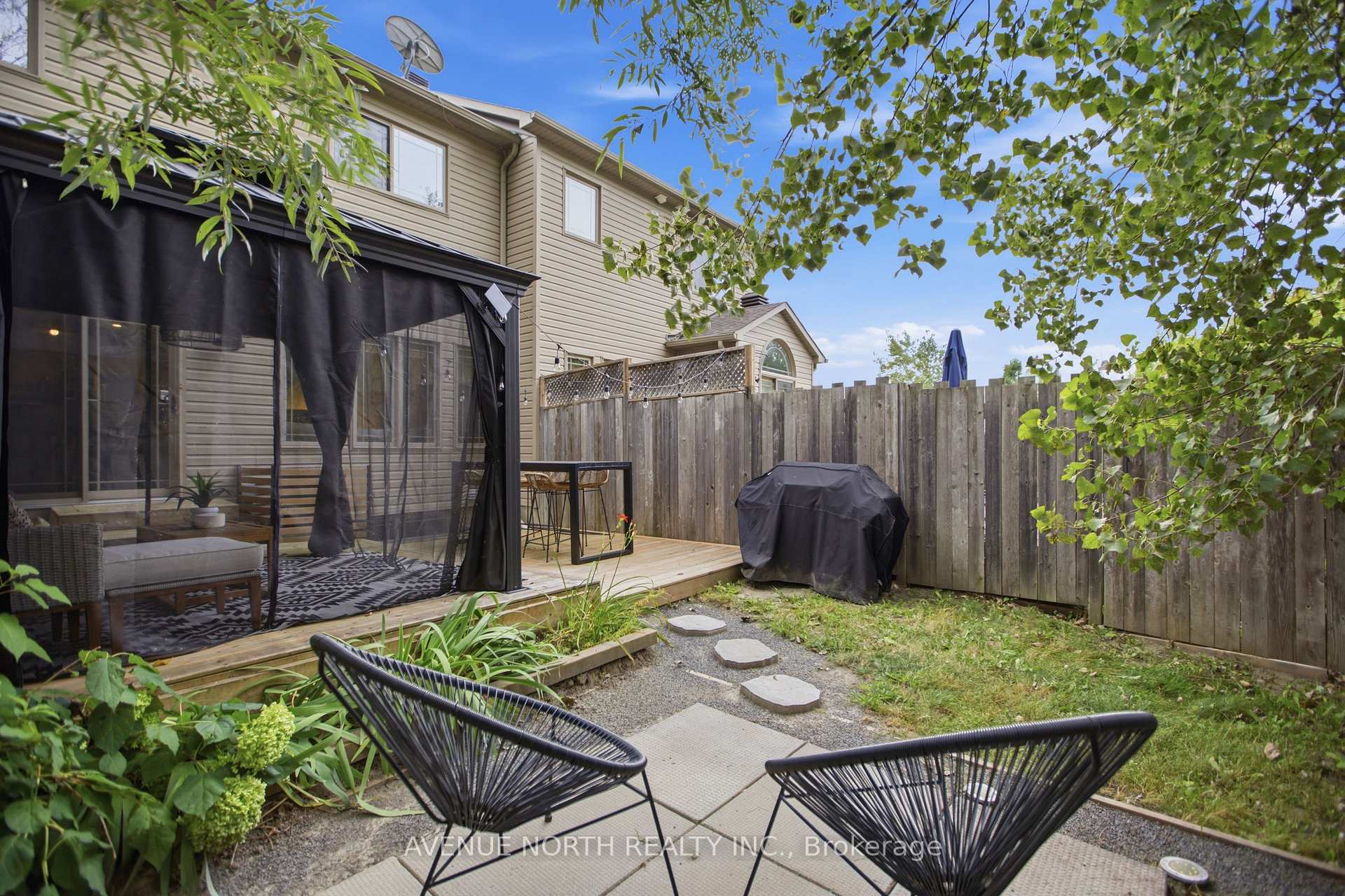 Photo 31 of 718 Percifor Way, Ottawa, Mer Bleue/Bradley Estates/Anderson Park — HOMEH