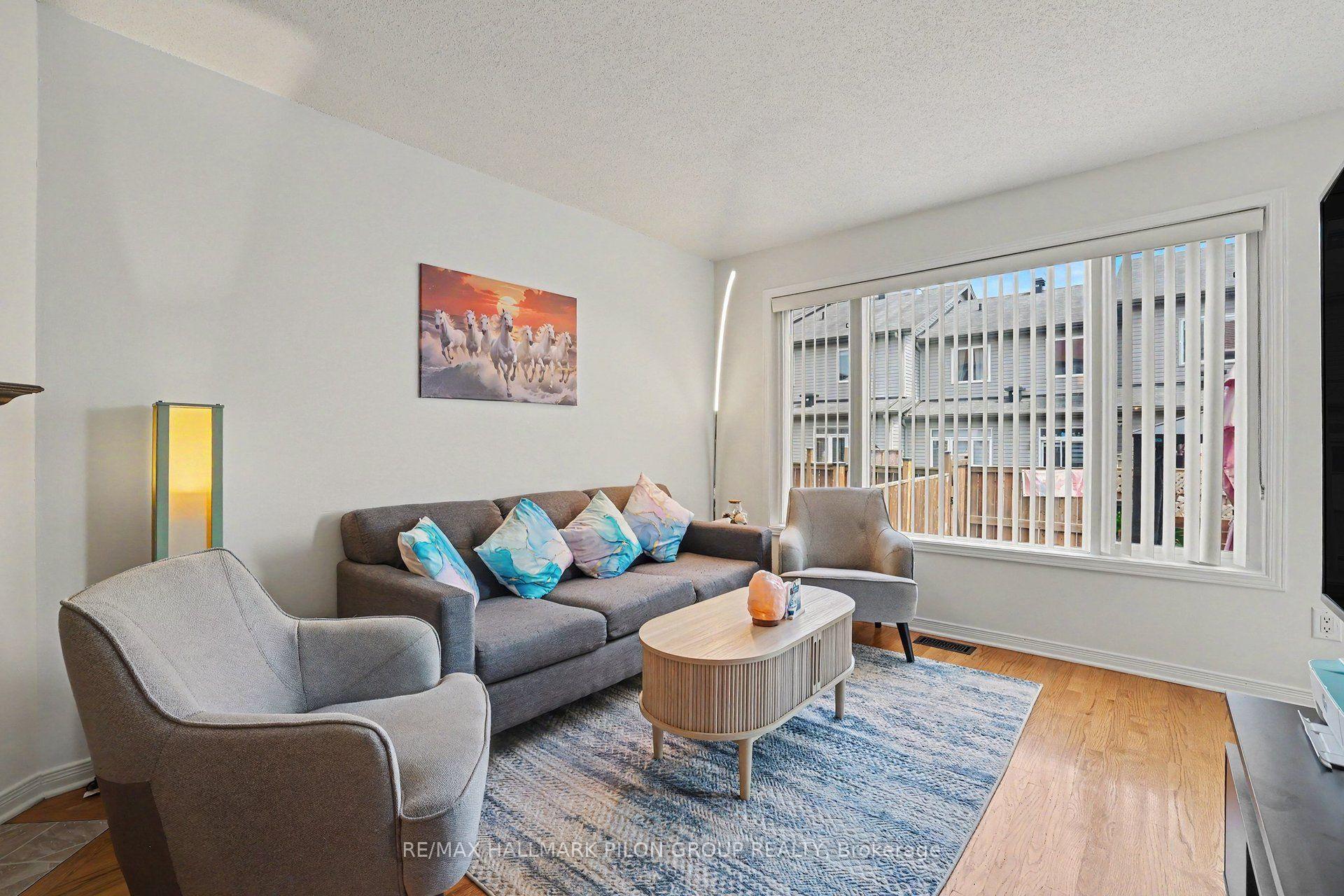 Photo 3 of 244 Rolling Meadow Crescent, Ottawa, Mer Bleue/Bradley Estates/Anderson Park — HOMEH