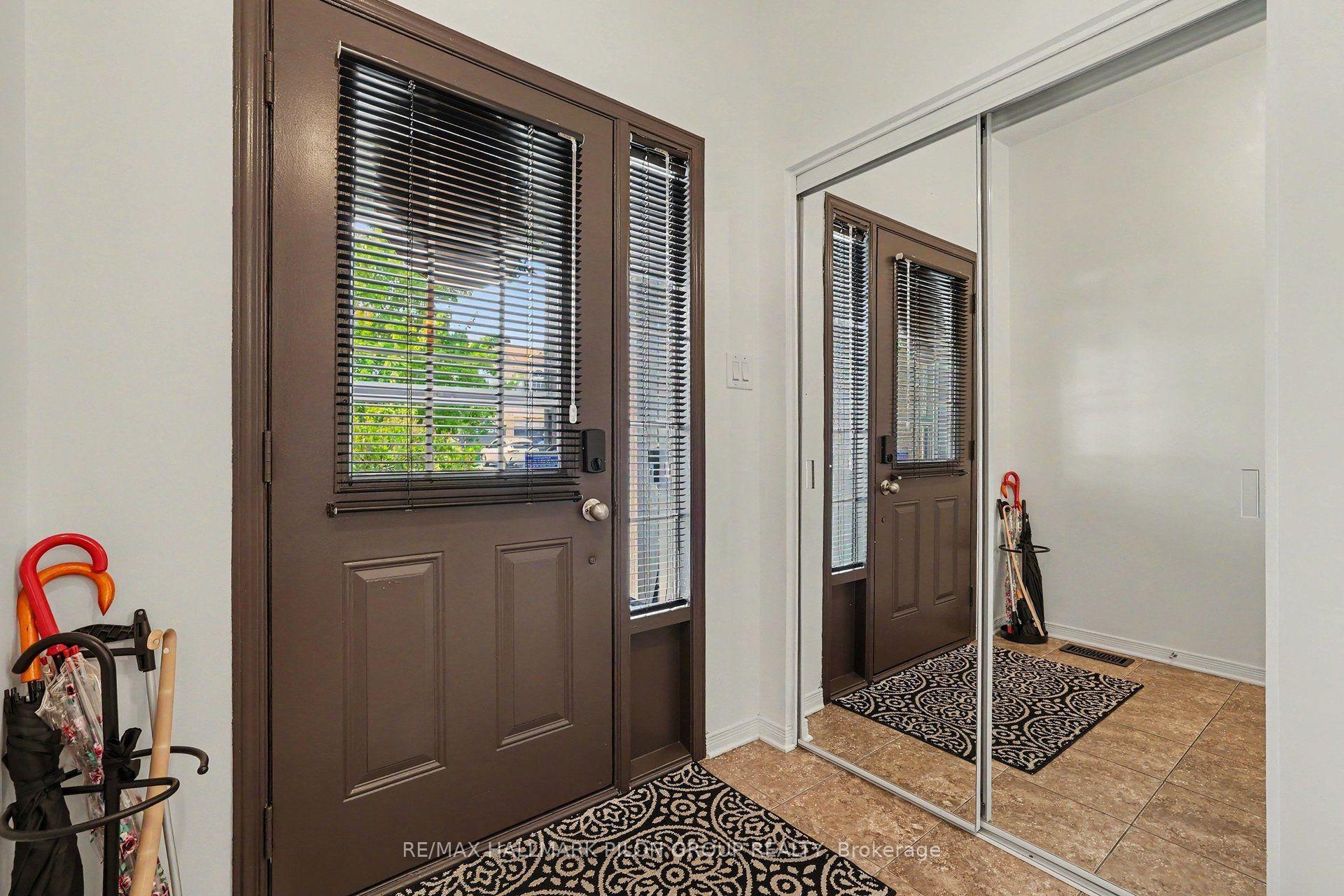 Photo 12 of 244 Rolling Meadow Crescent, Ottawa, Mer Bleue/Bradley Estates/Anderson Park — HOMEH