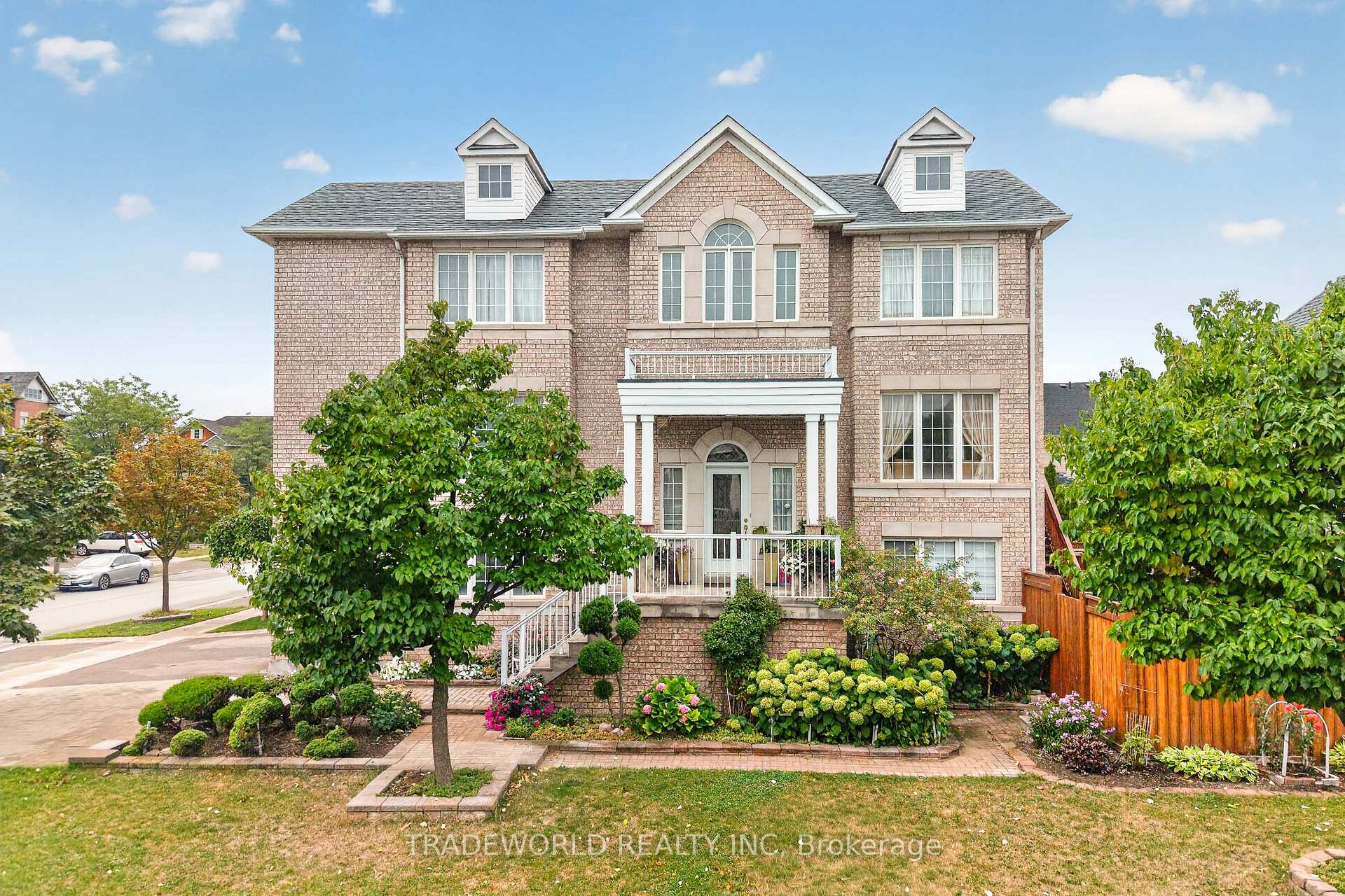 Photo 1 of 68 Grand Valley Boulevard, Vaughan, Vellore Village — HOMEH