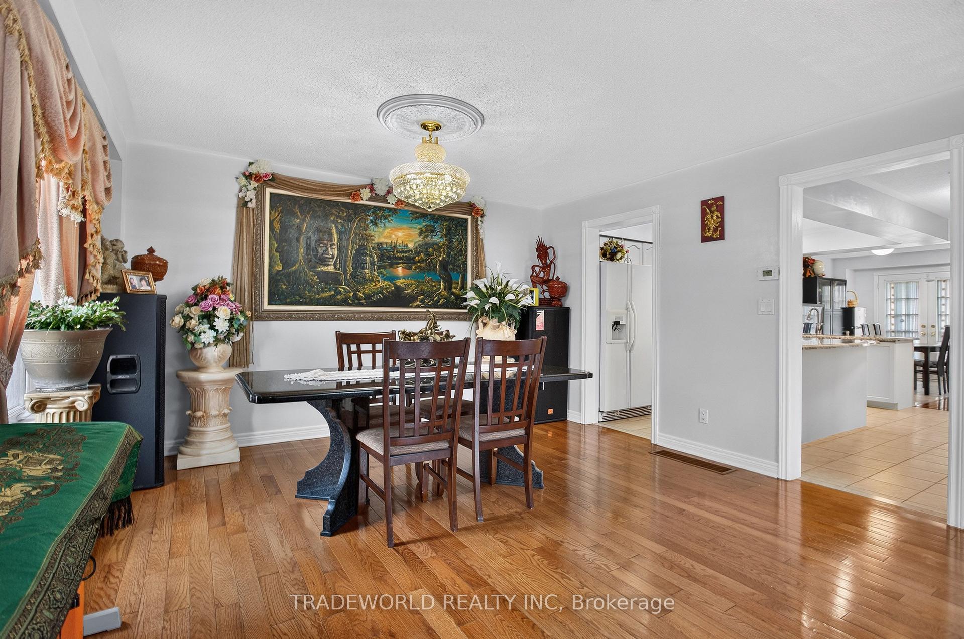Photo 17 of 68 Grand Valley Boulevard, Vaughan, Vellore Village — HOMEH