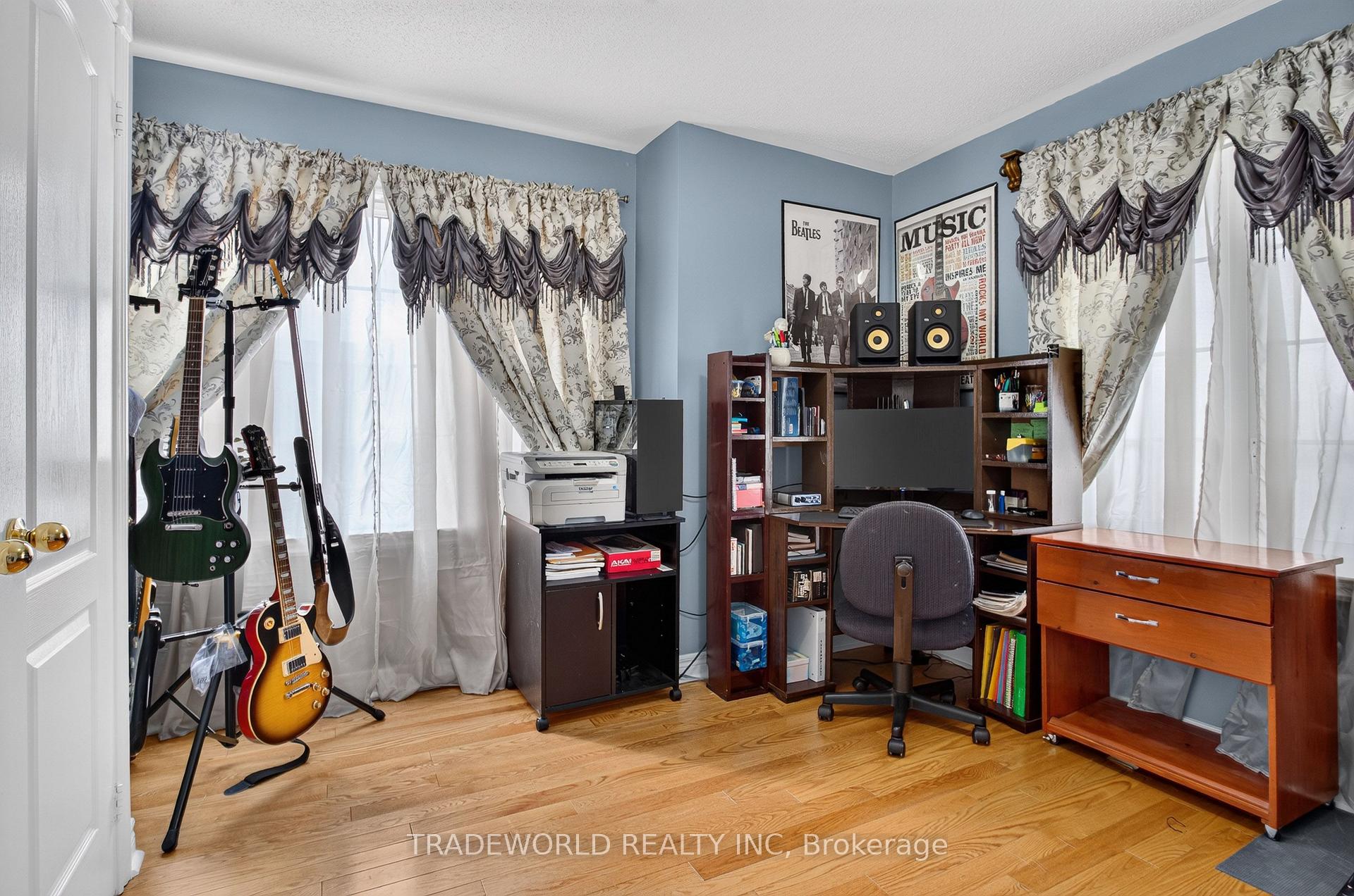 Photo 27 of 68 Grand Valley Boulevard, Vaughan, Vellore Village — HOMEH