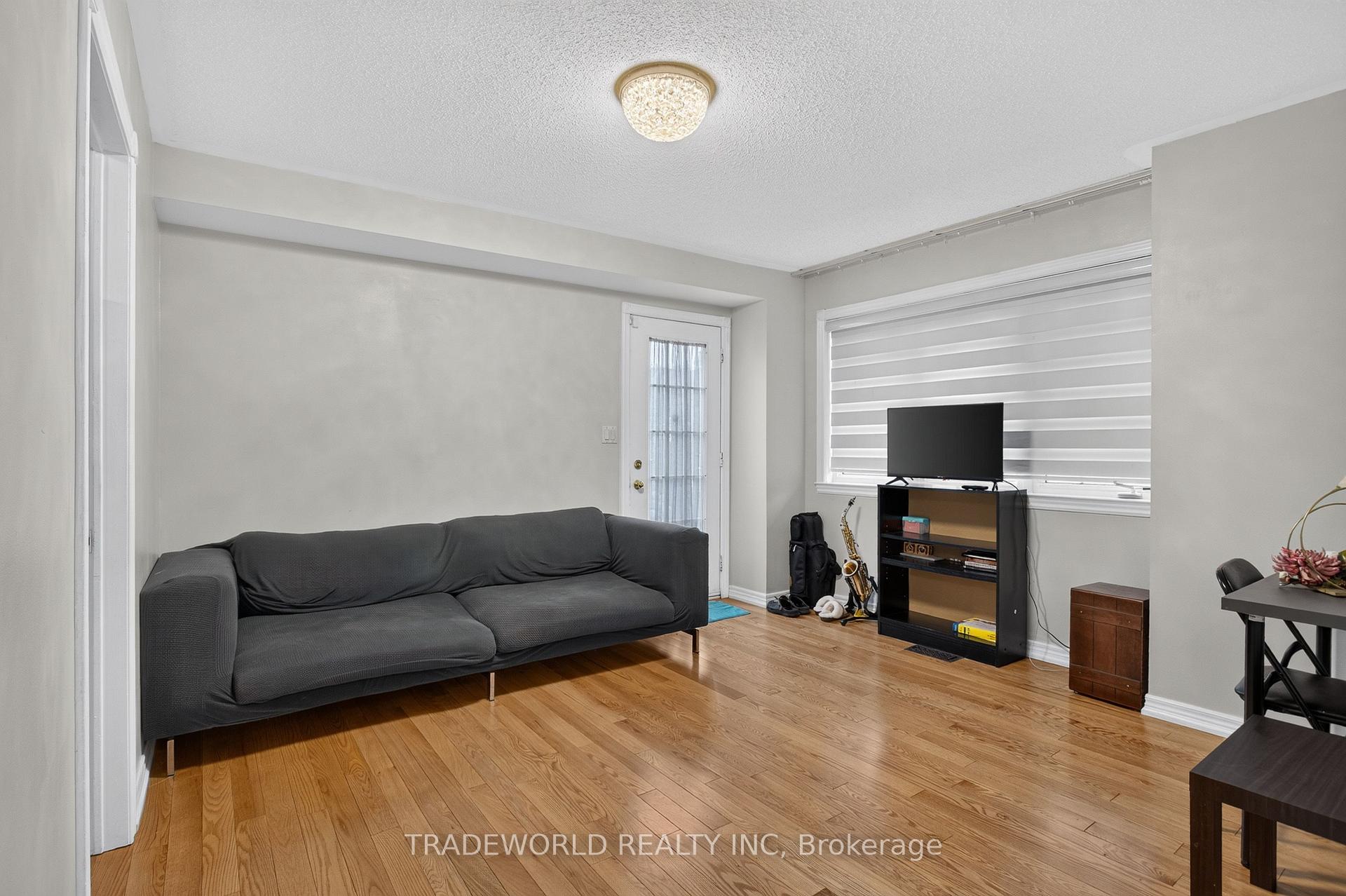 Photo 32 of 68 Grand Valley Boulevard, Vaughan, Vellore Village — HOMEH