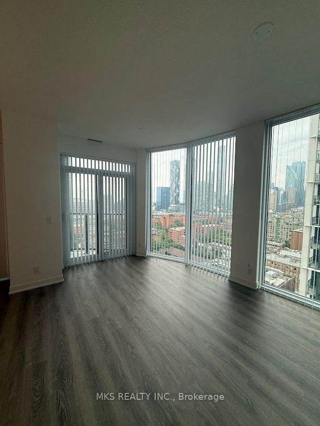 Photo 11 of Unit 2010, 180 Front Street E, Toronto, Moss Park — HOMEH