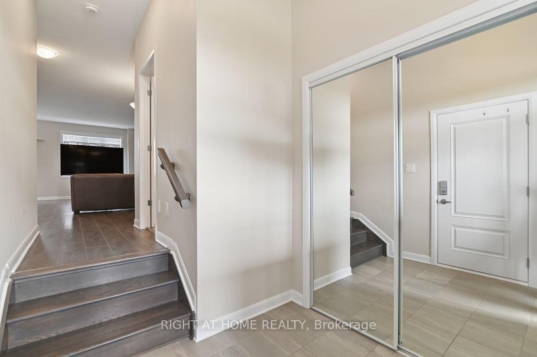 Photo 3 of 576 Prominence Way, Ottawa, Avalon East — HOMEH