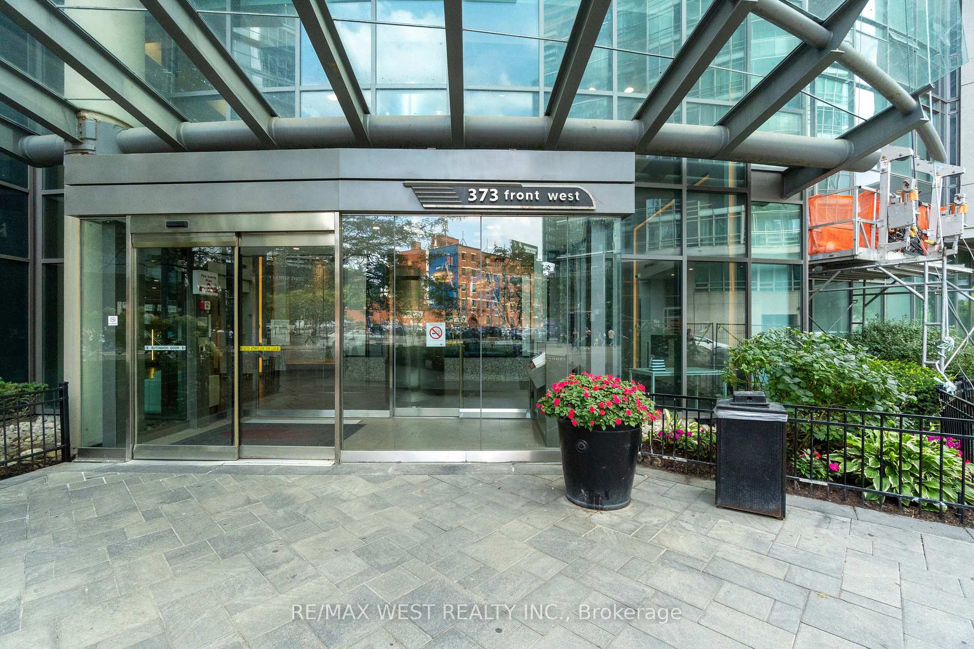 Photo of Unit 2509, 373 Front Street W