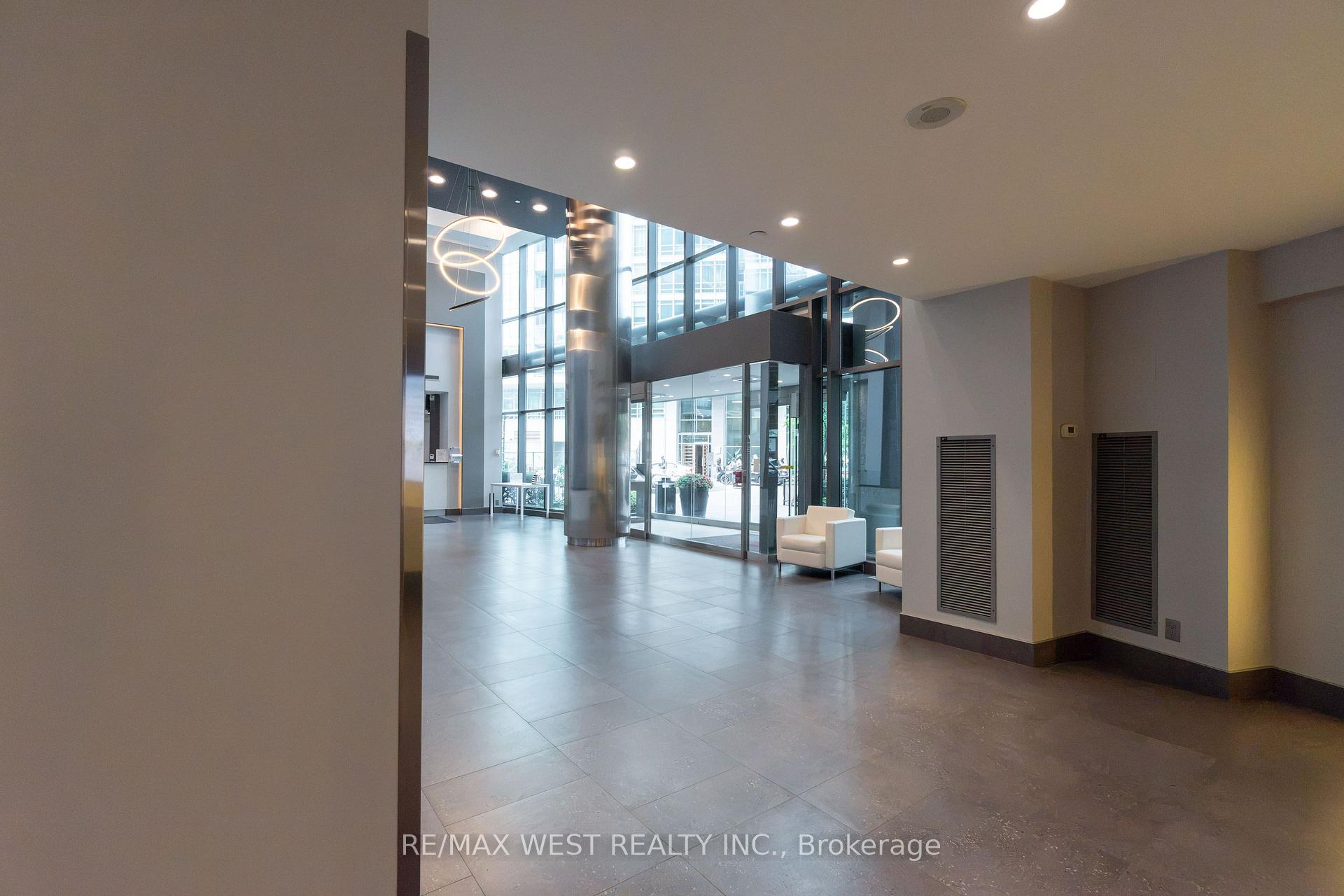 Photo 8 of Unit 2509, 373 Front Street W, Toronto, Waterfront Communities — HOMEH