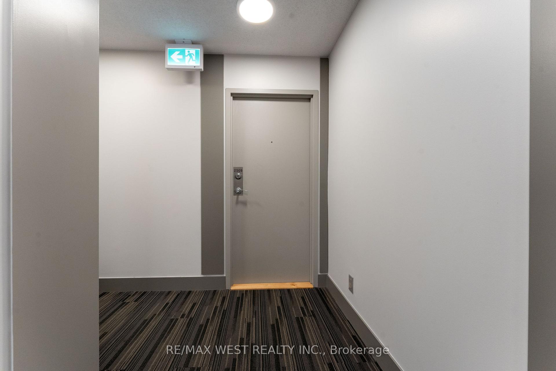 Photo 11 of Unit 2509, 373 Front Street W, Toronto, Waterfront Communities — HOMEH