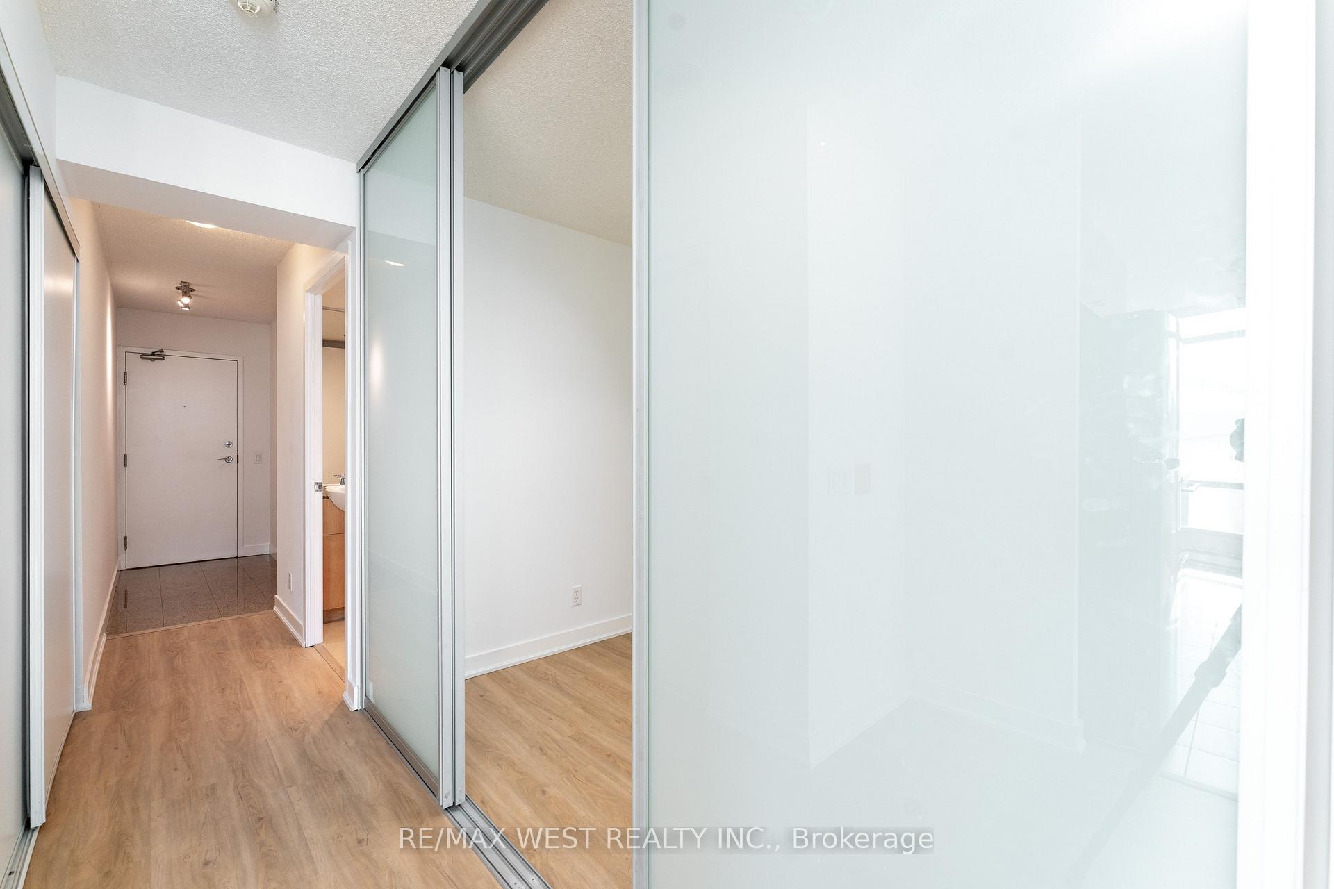 Photo 22 of Unit 2509, 373 Front Street W, Toronto, Waterfront Communities — HOMEH