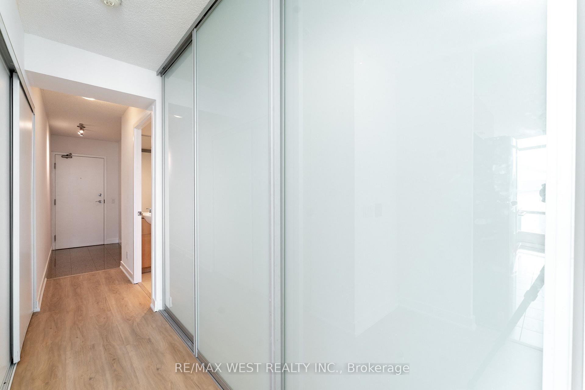 Photo 23 of Unit 2509, 373 Front Street W, Toronto, Waterfront Communities — HOMEH