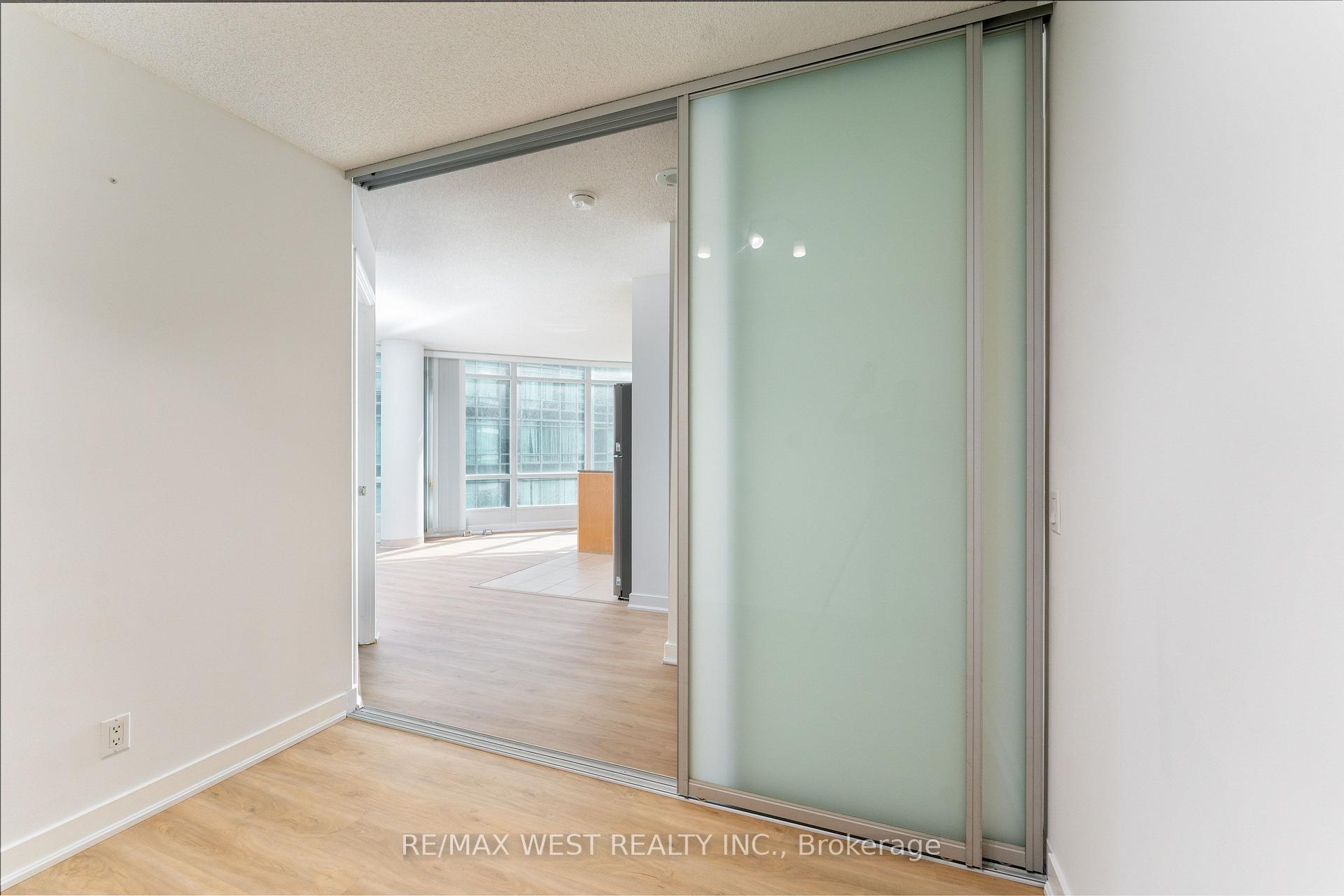 Photo 24 of Unit 2509, 373 Front Street W, Toronto, Waterfront Communities — HOMEH