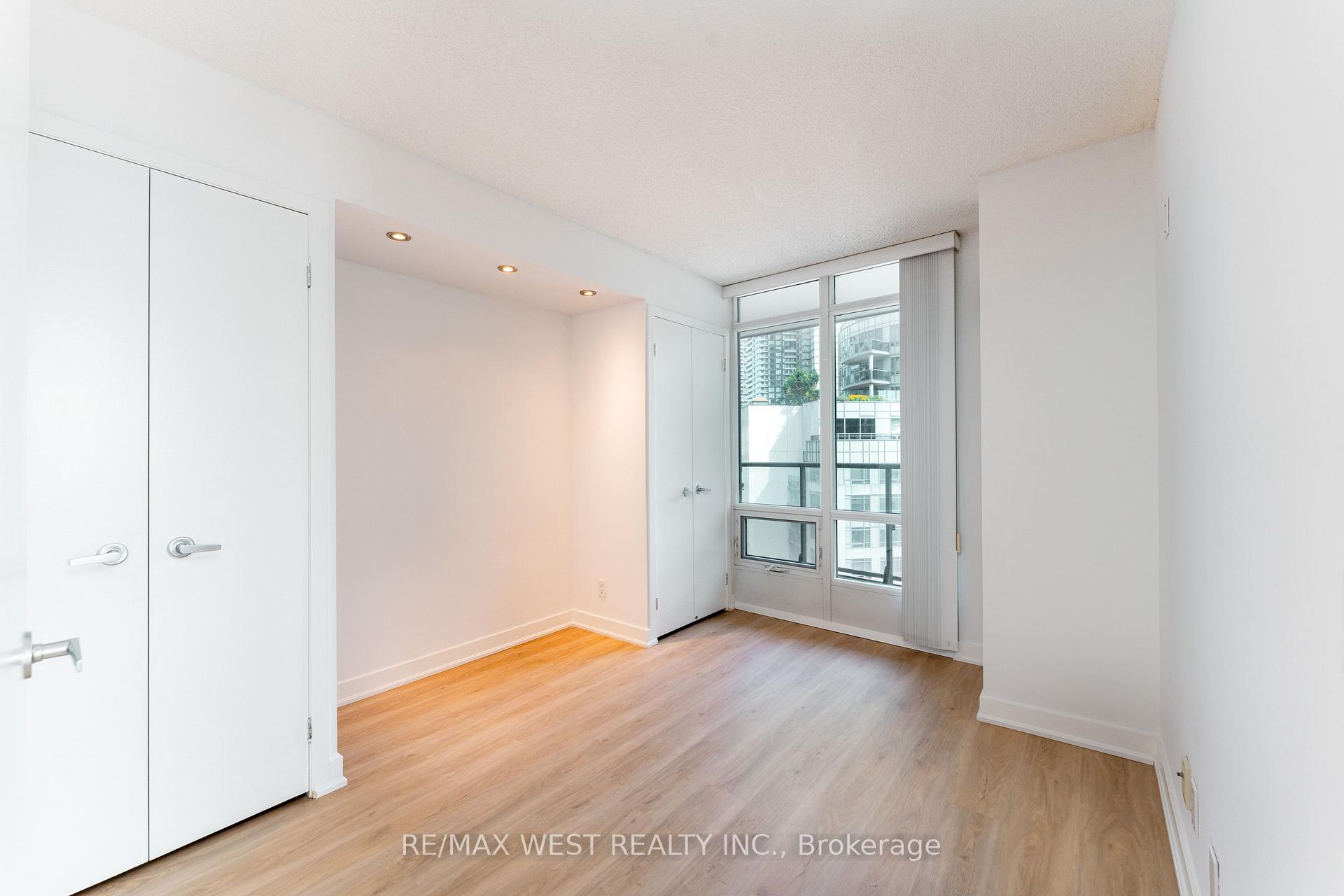 Photo 26 of Unit 2509, 373 Front Street W, Toronto, Waterfront Communities — HOMEH