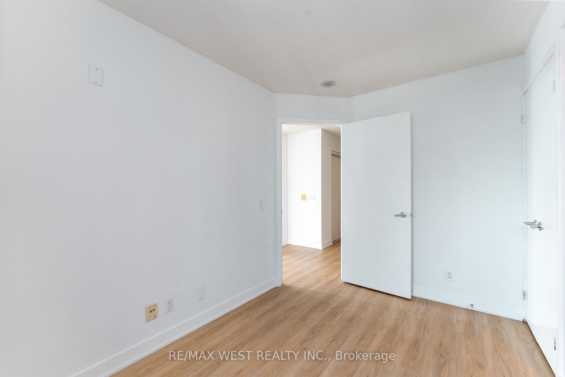 Photo 27 of Unit 2509, 373 Front Street W, Toronto, Waterfront Communities — HOMEH