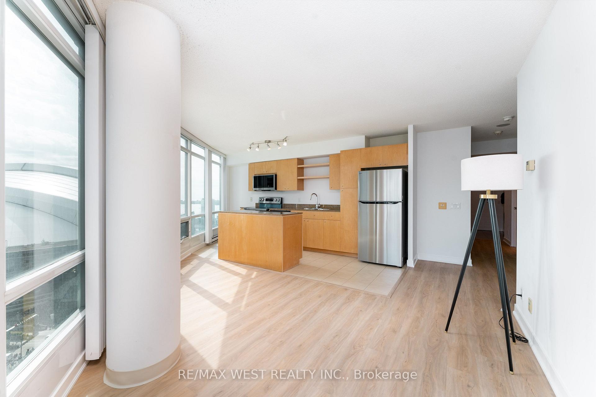 Photo 36 of Unit 2509, 373 Front Street W, Toronto, Waterfront Communities — HOMEH