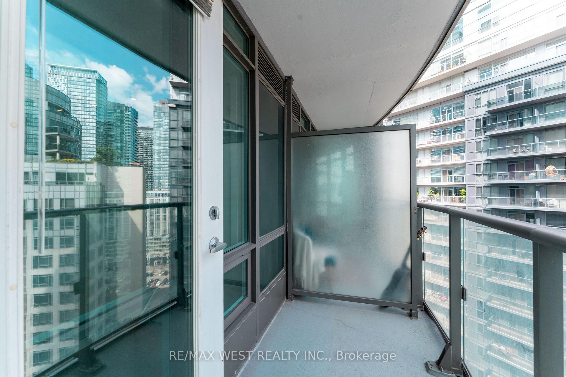 Photo 37 of Unit 2509, 373 Front Street W, Toronto, Waterfront Communities — HOMEH