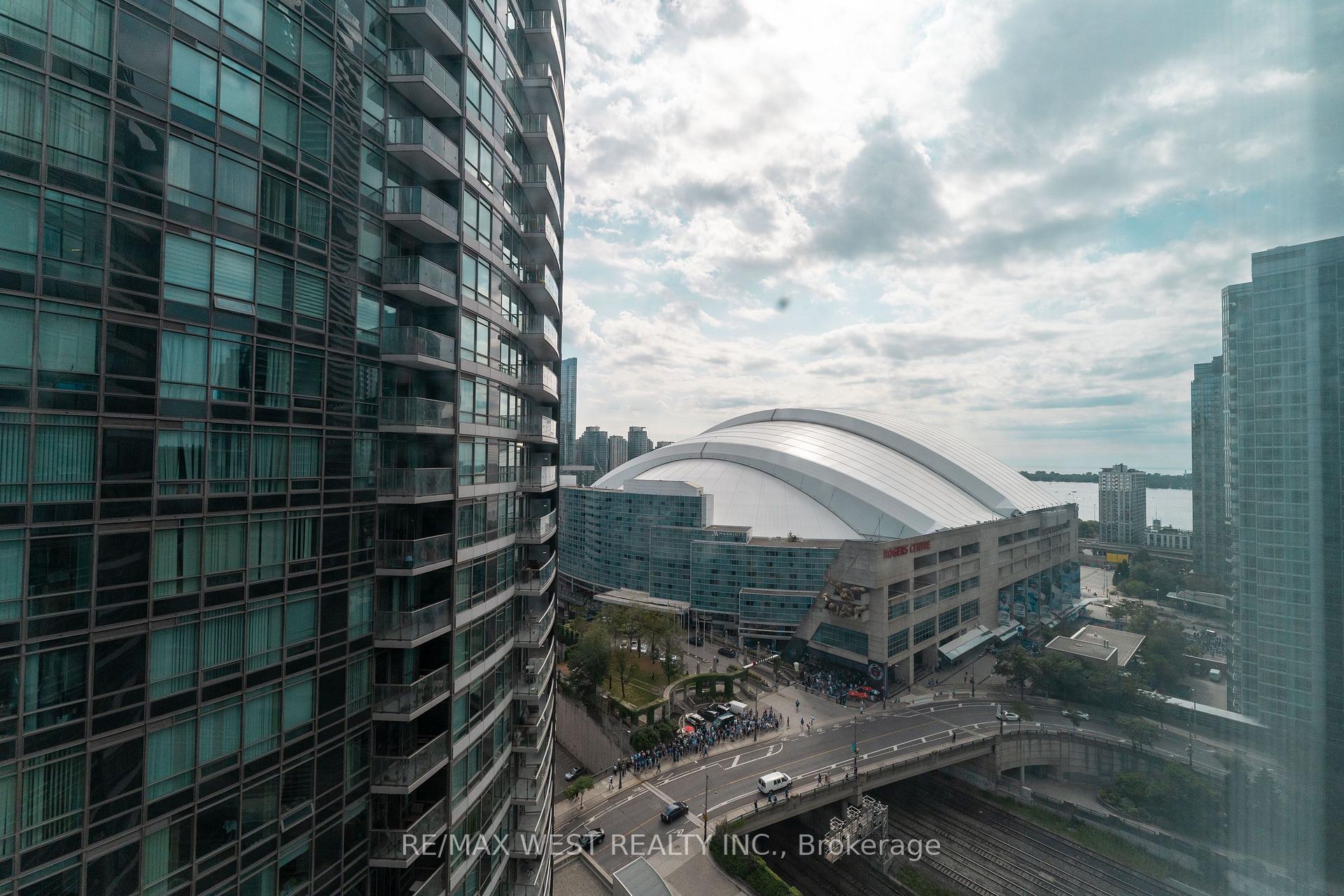 Photo 41 of Unit 2509, 373 Front Street W, Toronto, Waterfront Communities — HOMEH