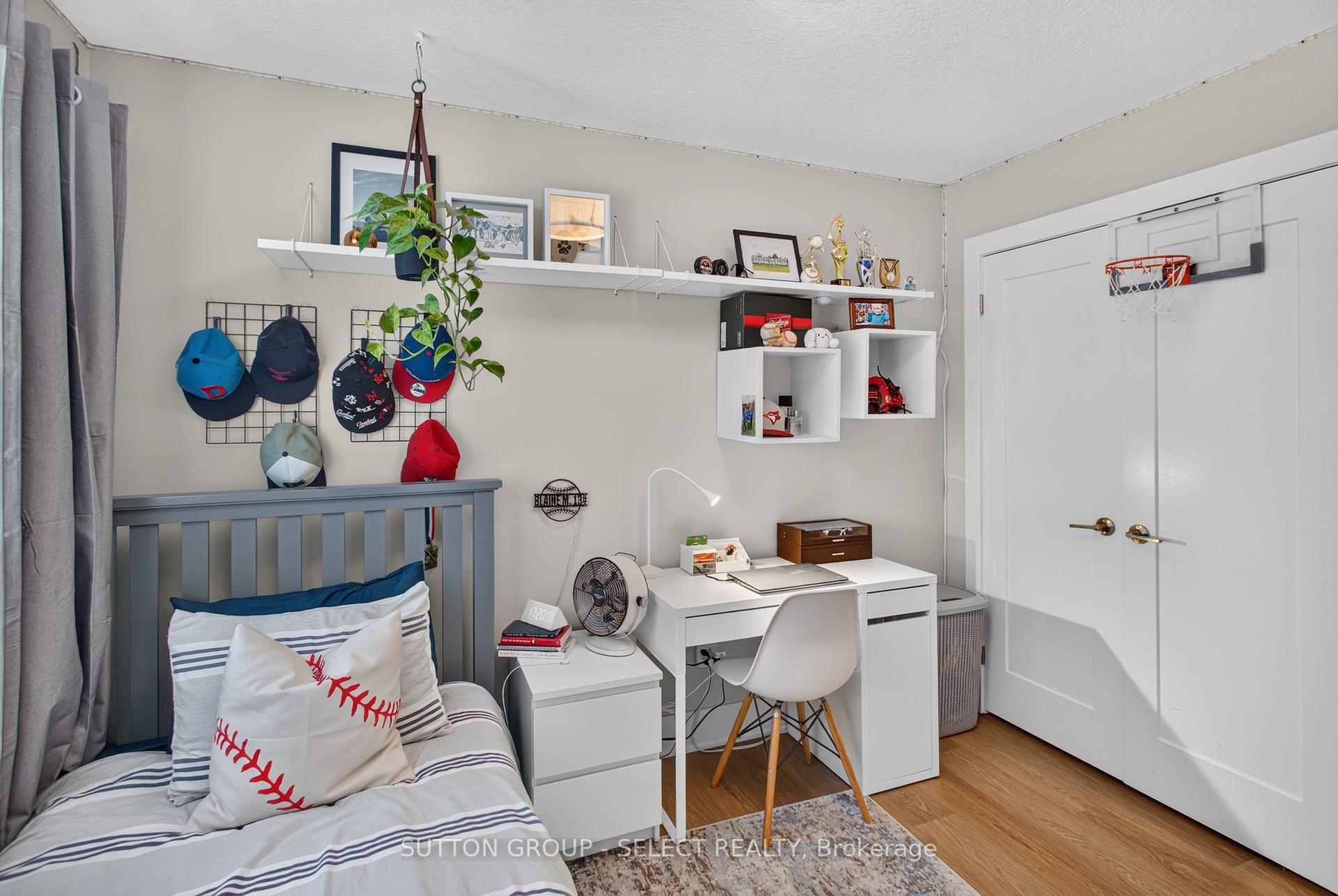 Photo 24 of 1445 Riverbend Road, London, South A — HOMEH