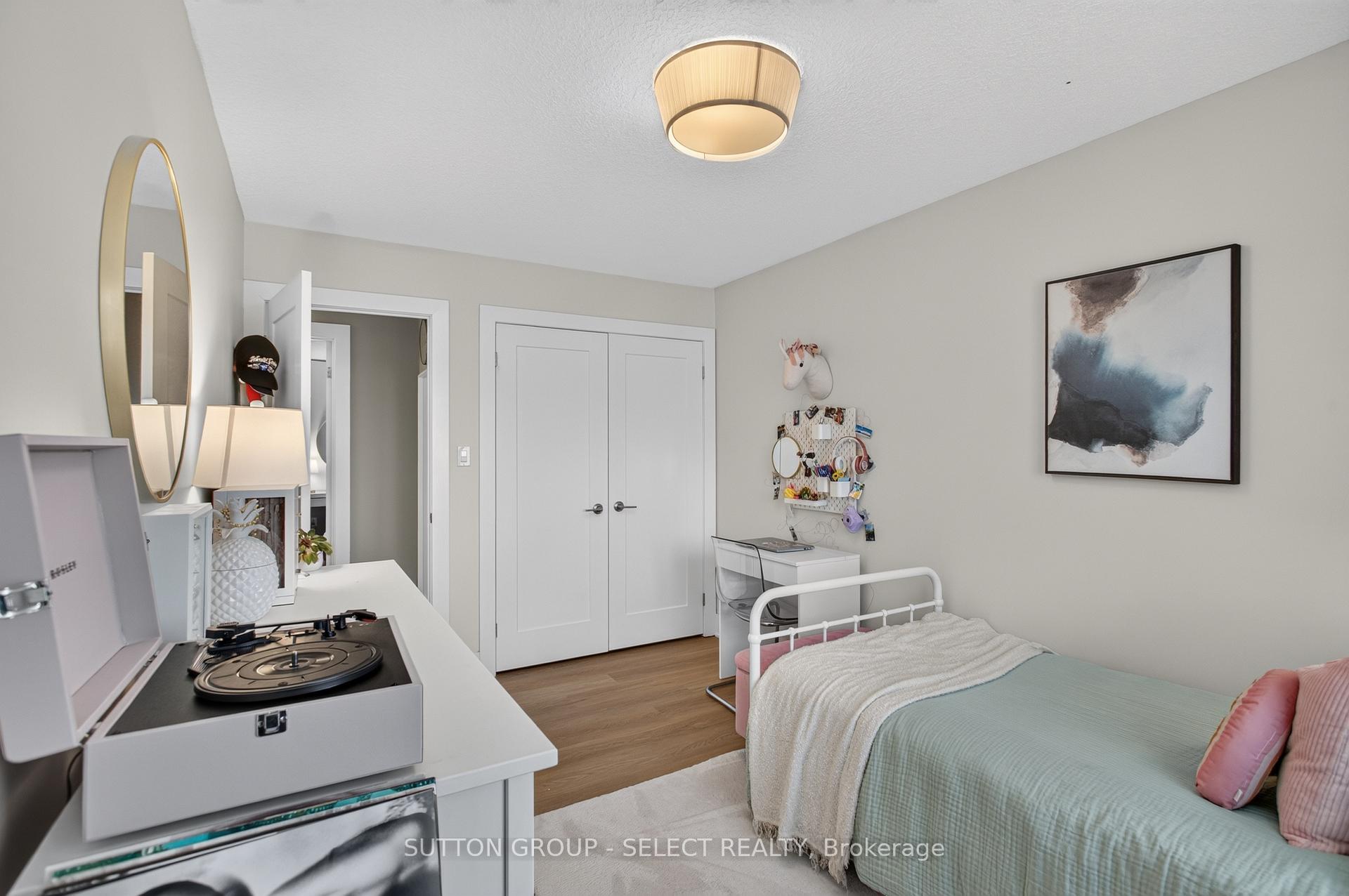 Photo 27 of 1445 Riverbend Road, London, South A — HOMEH