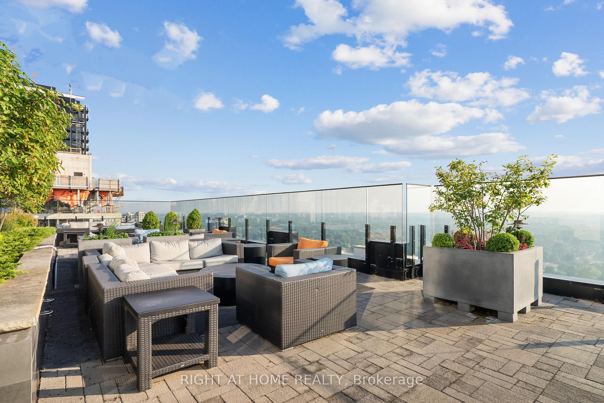 Photo 27 of Unit 1709, 505 Talbot Street, London, East F — HOMEH