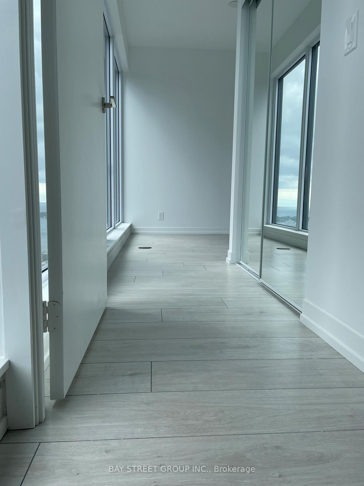 Photo 20 of Unit 5010, 55 Mercer Street, Toronto, Waterfront Communities — HOMEH