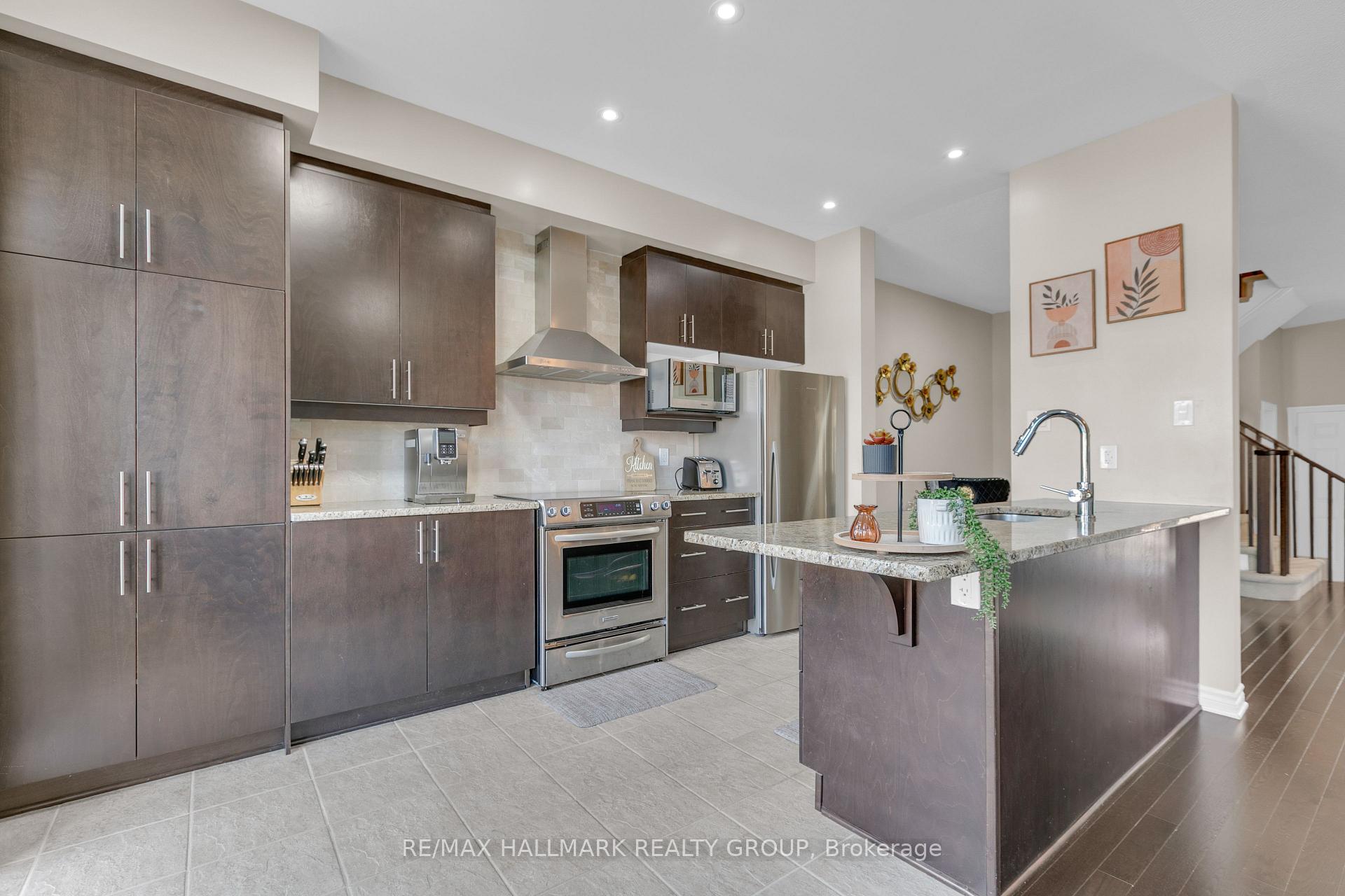 Photo 11 of 1125 Tischart Crescent, Ottawa, Kanata - Kanata Lakes/Heritage Hills — HOMEH