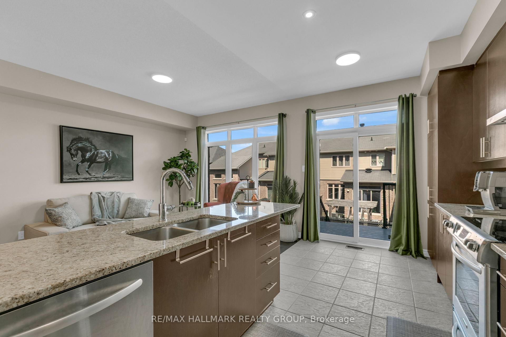 Photo 16 of 1125 Tischart Crescent, Ottawa, Kanata - Kanata Lakes/Heritage Hills — HOMEH