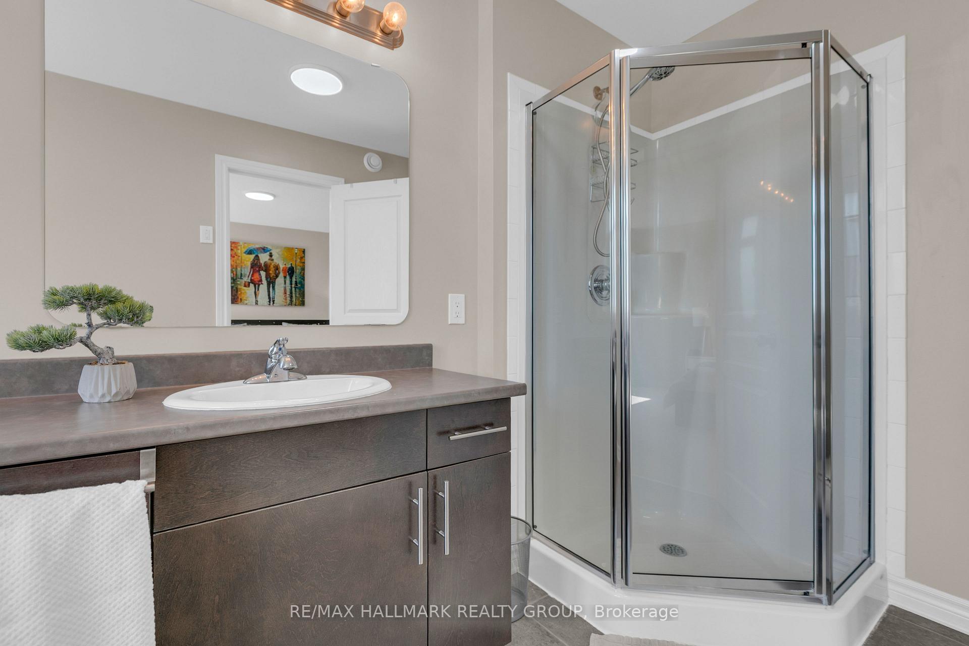 Photo 25 of 1125 Tischart Crescent, Ottawa, Kanata - Kanata Lakes/Heritage Hills — HOMEH