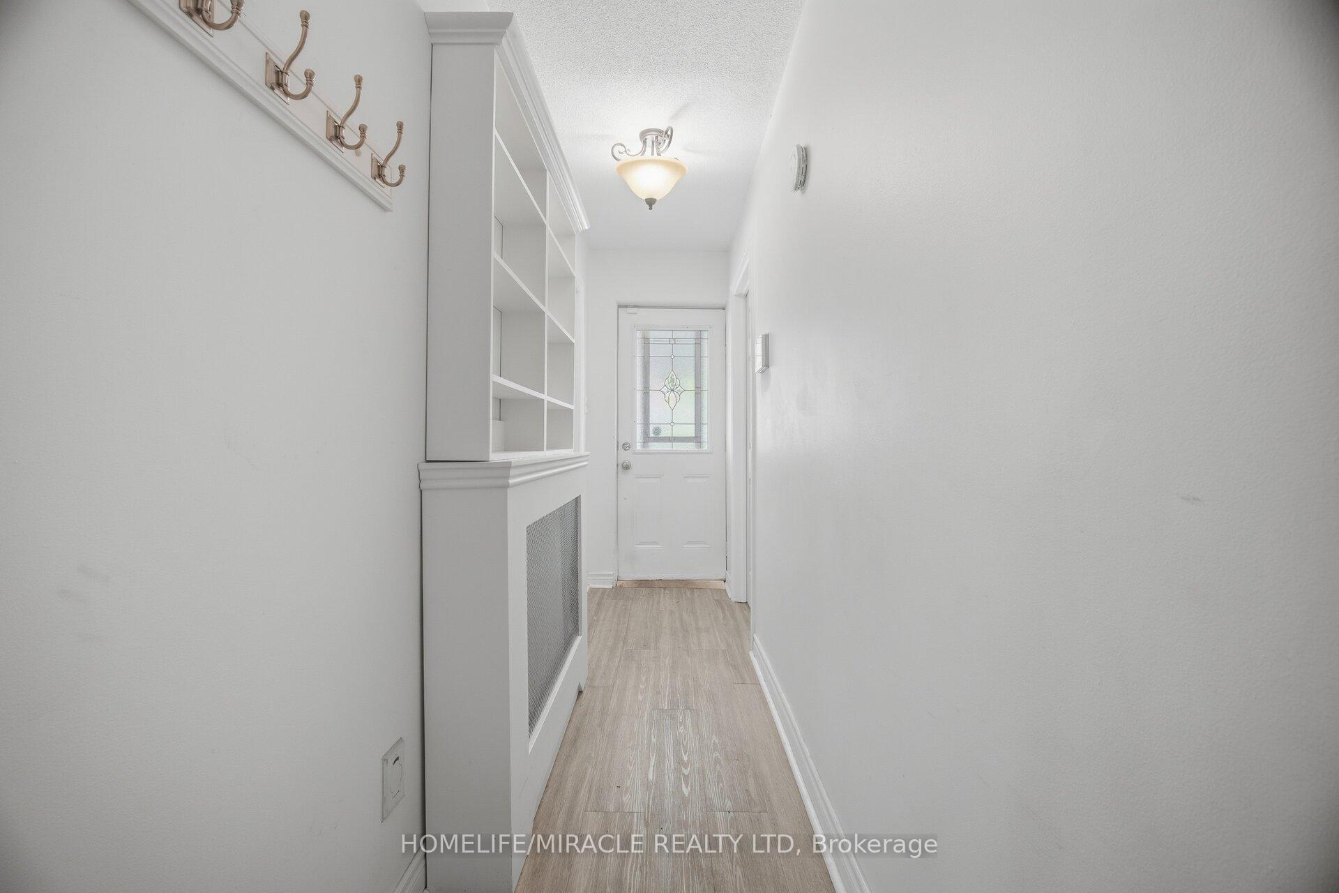 Photo 5 of 25 Hope Avenue, Hamilton, Crown Point — HOMEH