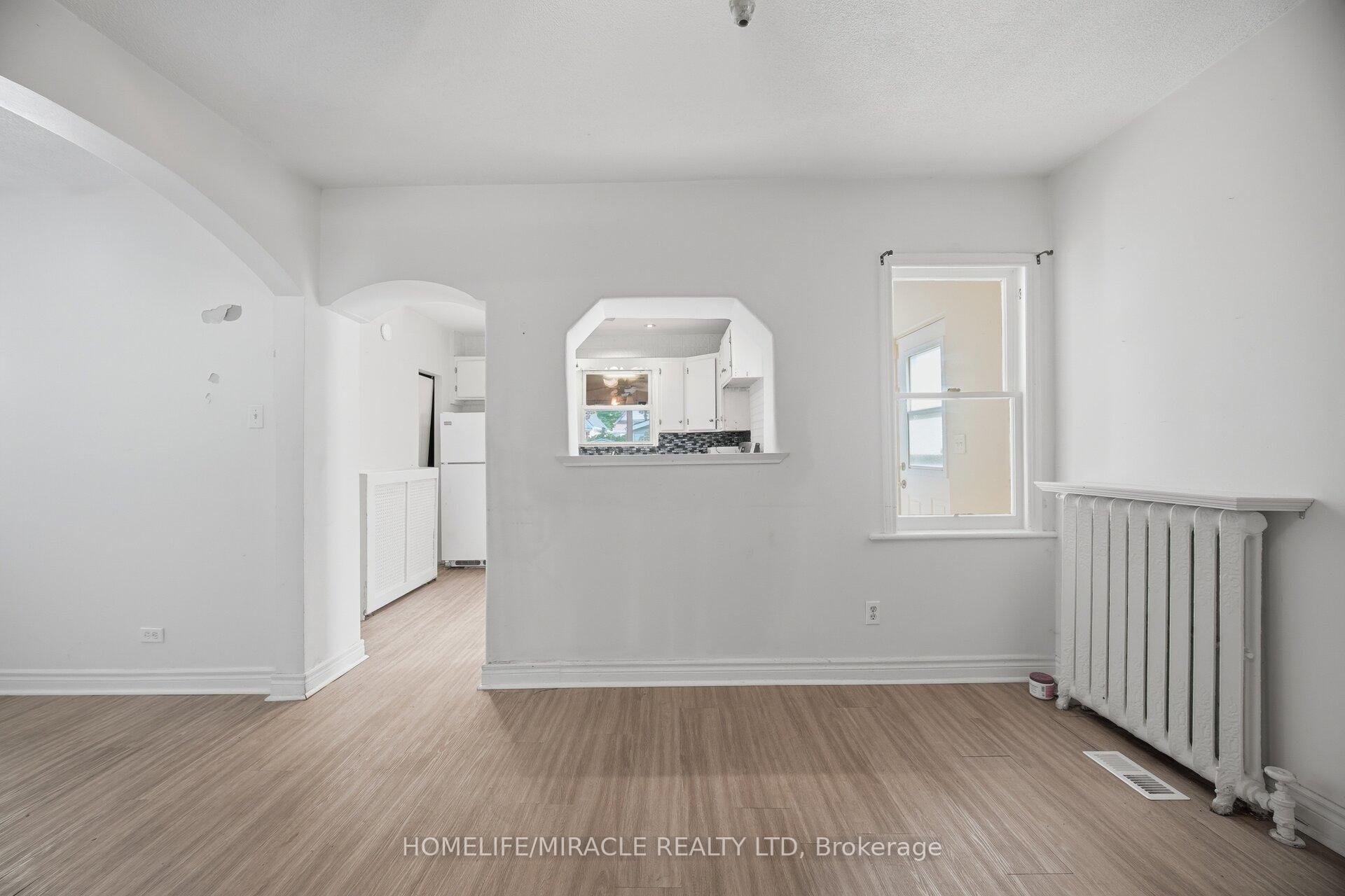 Photo 10 of 25 Hope Avenue, Hamilton, Crown Point — HOMEH