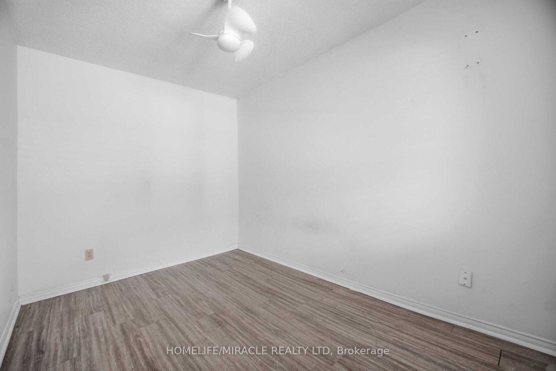 Photo 20 of 25 Hope Avenue, Hamilton, Crown Point — HOMEH