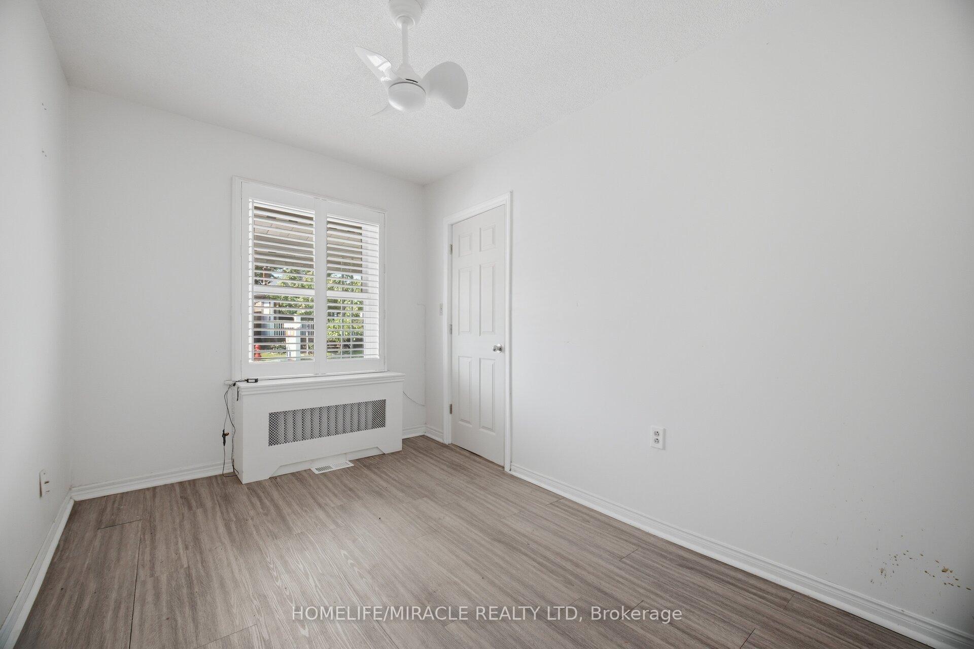 Photo 21 of 25 Hope Avenue, Hamilton, Crown Point — HOMEH
