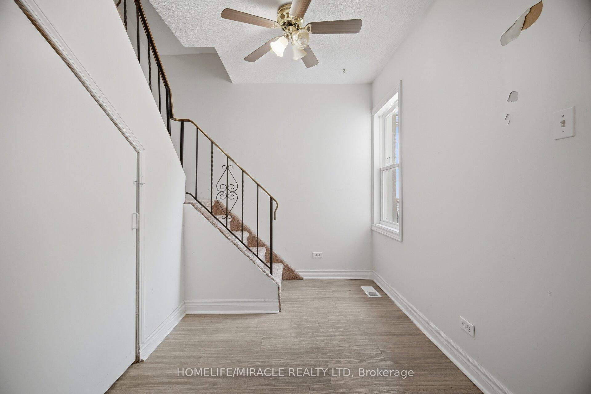 Photo 24 of 25 Hope Avenue, Hamilton, Crown Point — HOMEH