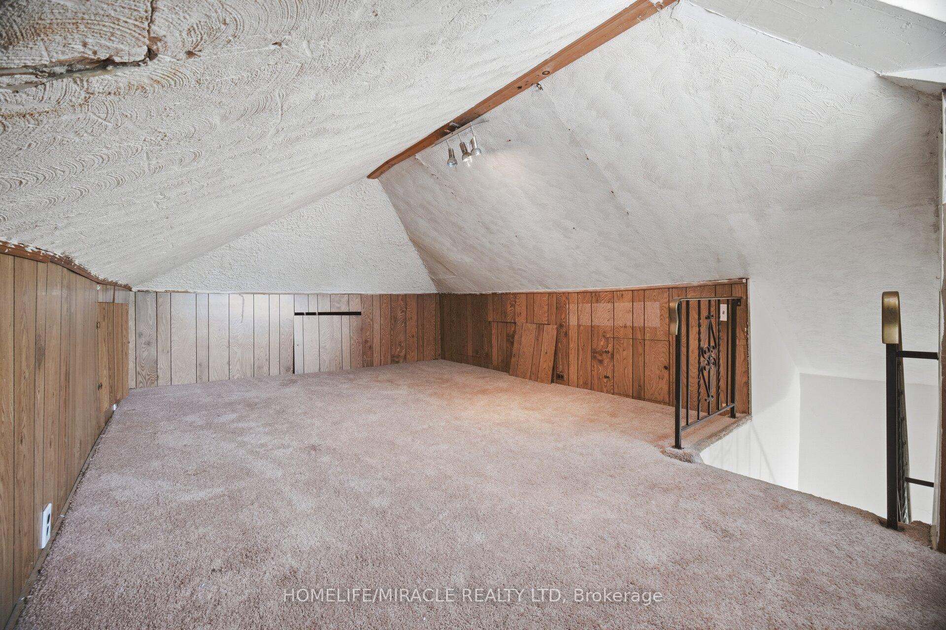 Photo 25 of 25 Hope Avenue, Hamilton, Crown Point — HOMEH