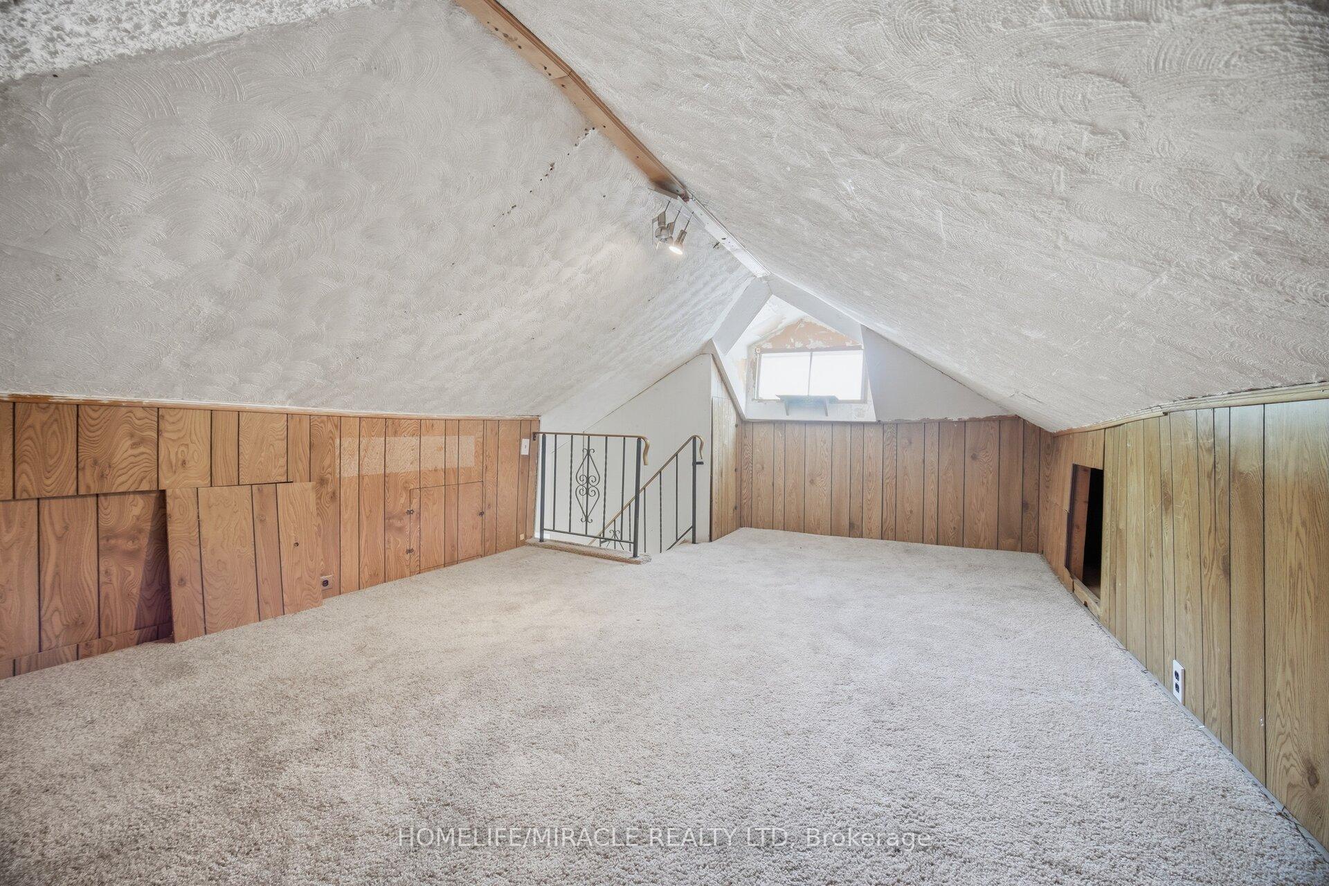 Photo 28 of 25 Hope Avenue, Hamilton, Crown Point — HOMEH
